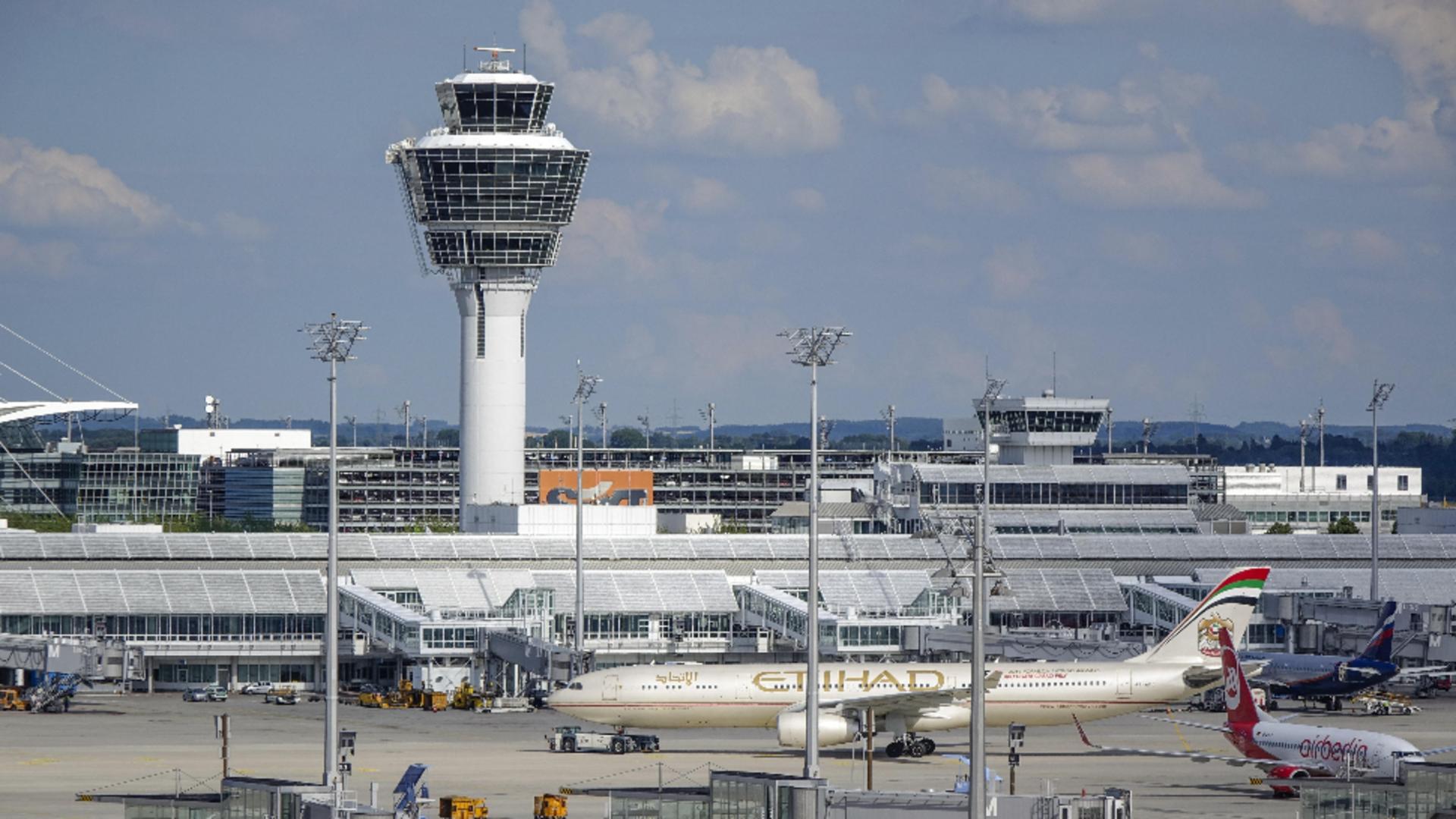 Haos total pe aeroportul din Munchen. Sute de zboruri, ANULATE din cauza unei greve a personalului aeroportuar/ Profimedia