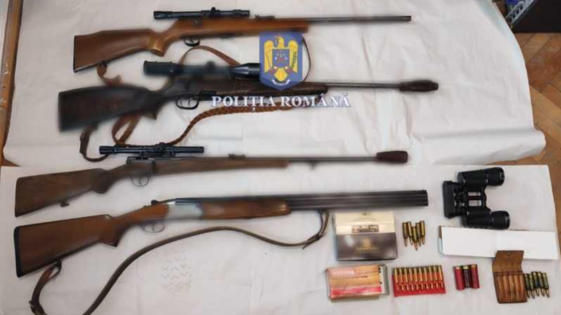 Un adevărat arsenal de arme letale, descoperit la o femeie din Lugoj