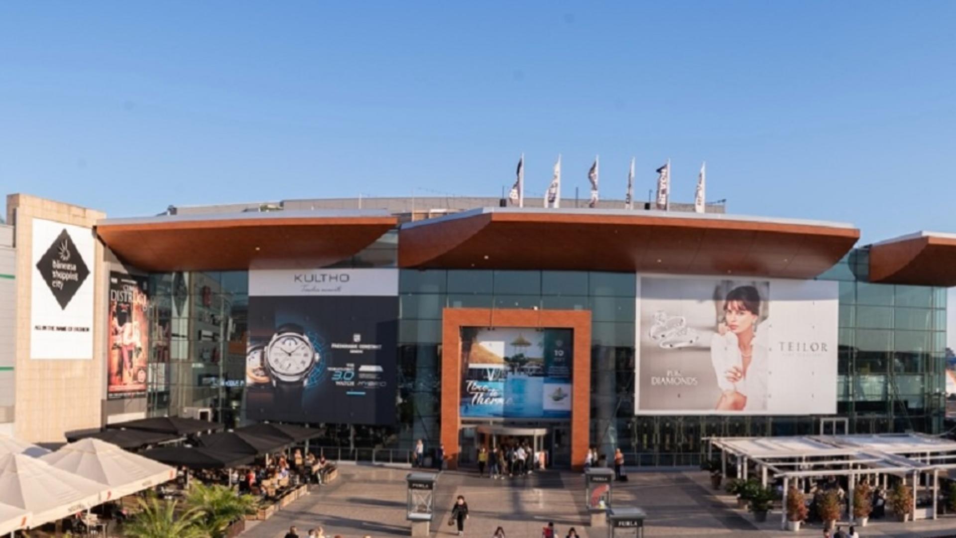 Testele de laborator infirmă acuzațiile: apa din Băneasa Shopping City respectă standardele de siguranță