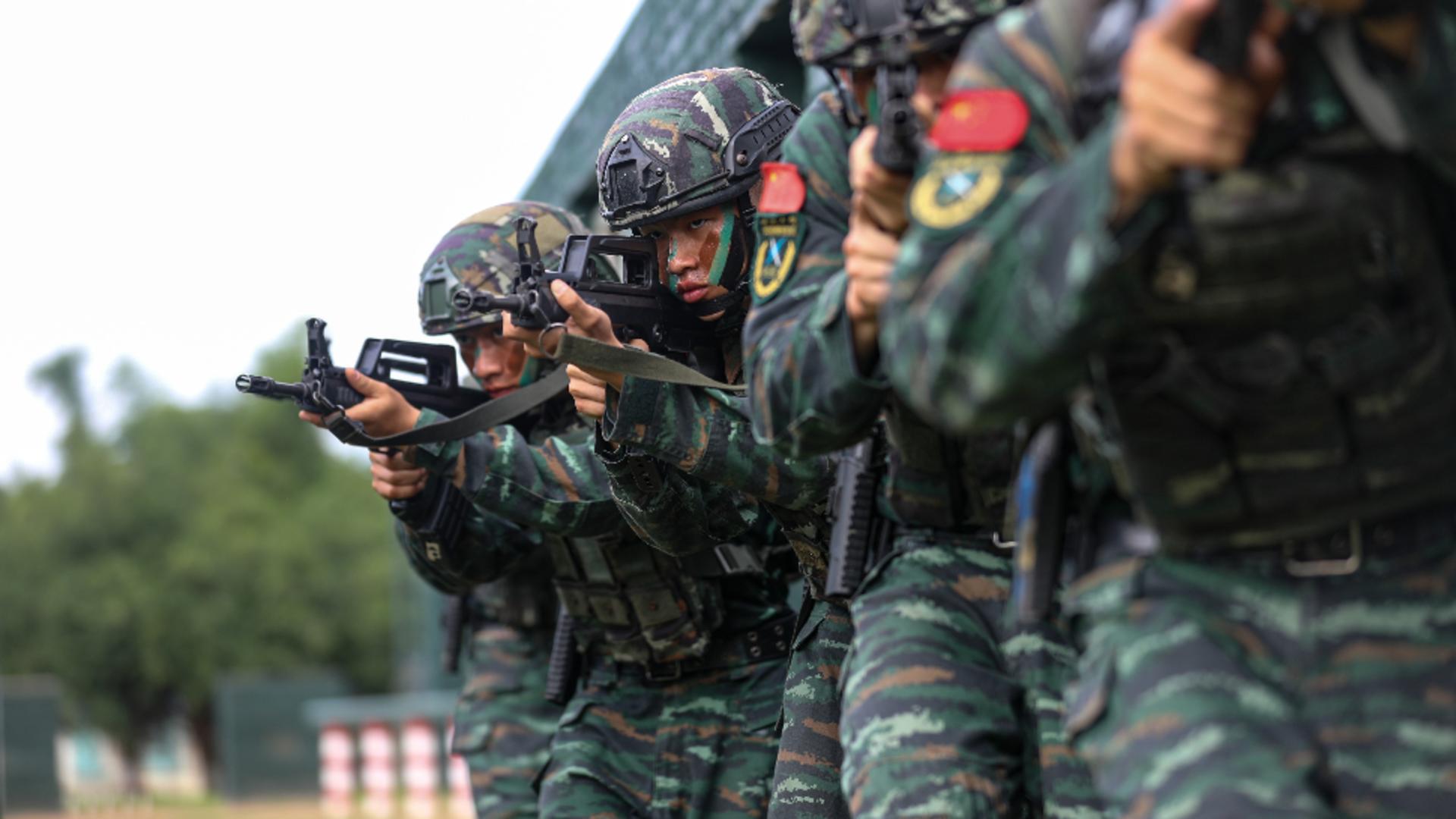 China ar putea trimite armata în Ucraina. Foto/Profimedia