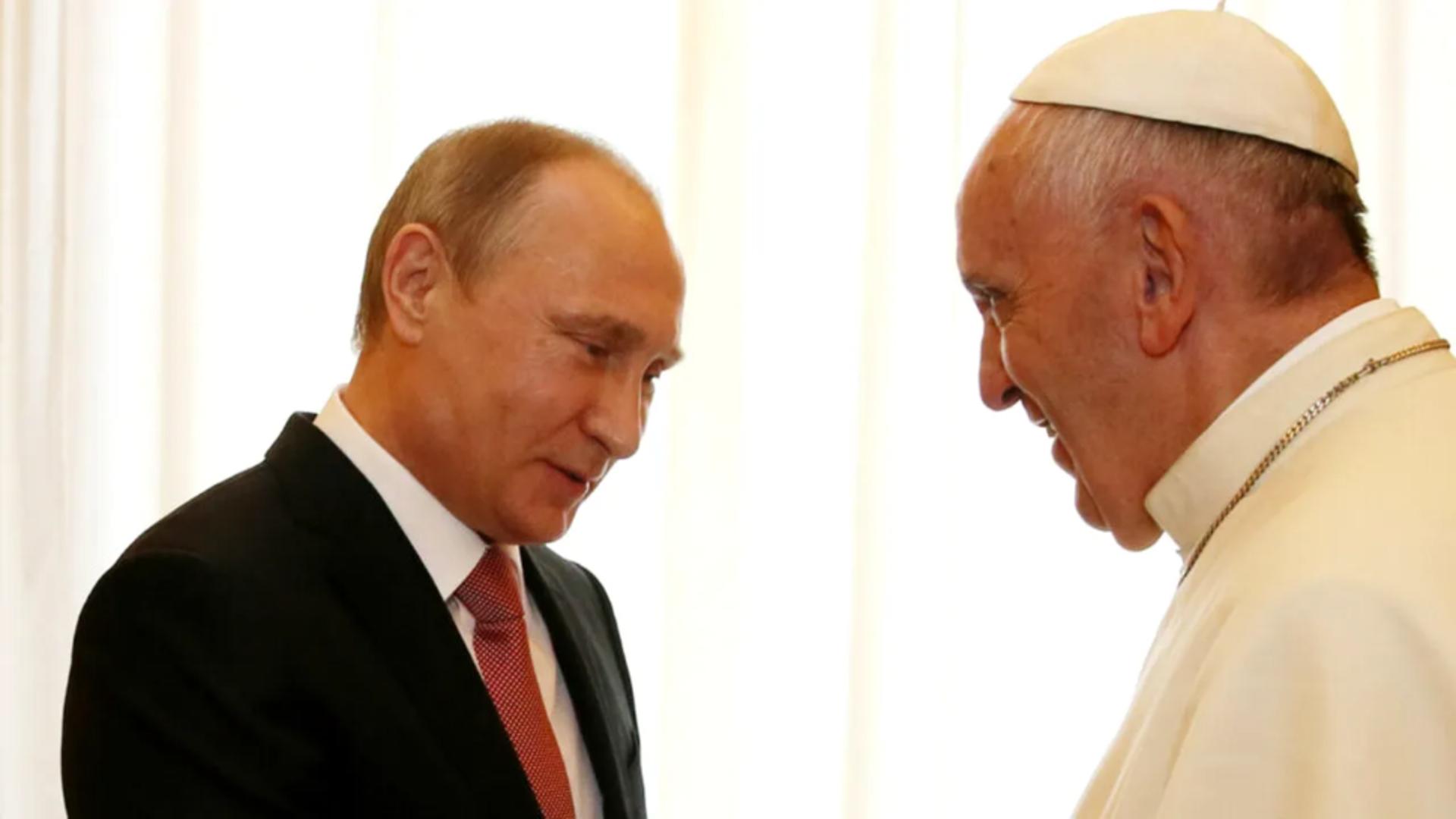 Vladimir Putin nu va participa la funeraliile Papei Francisc. Kremlinul confirmă absența liderului rus care este vizat de un mandat de arestare