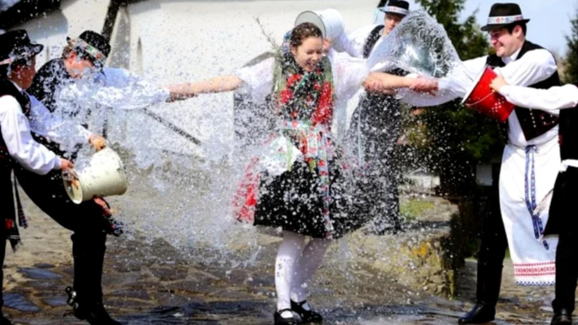 Tradiții, obiceiuri și superstitii, în a doua zi de Paște. FOTO: Silvia Cseh