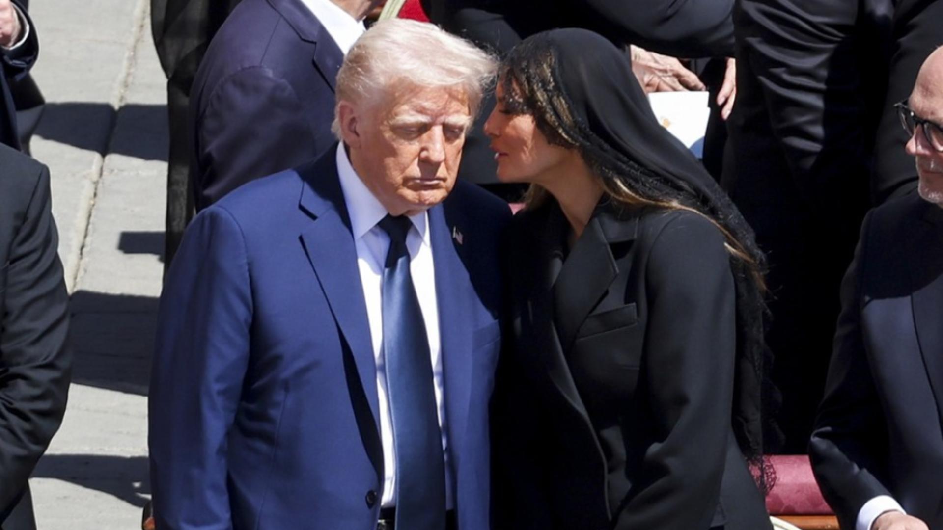 Cum l-a salvat Melania pe Donald Trump de o gafă diplomatică. Foto: Profimedia
