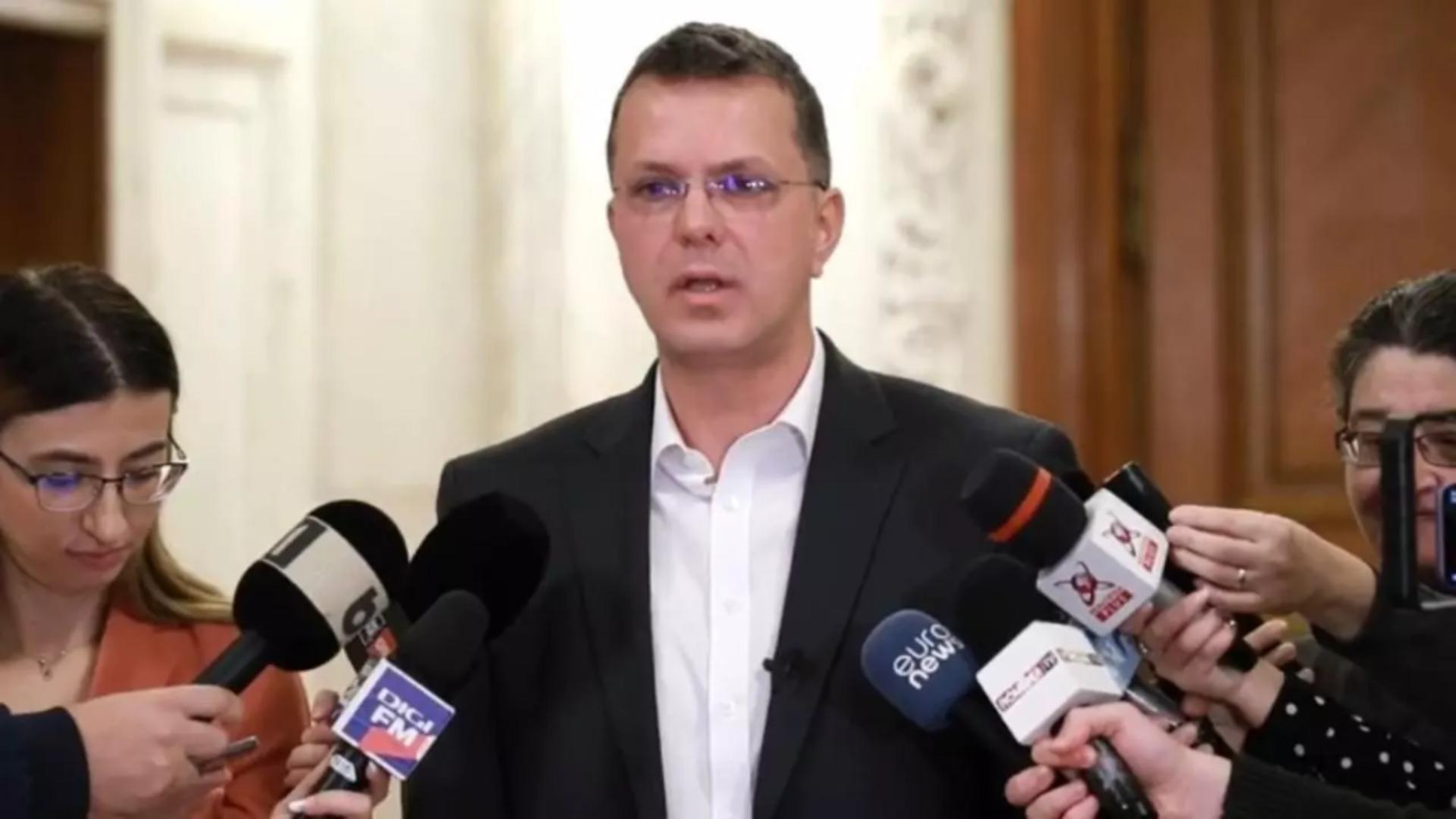 Reziștii anunță prima mișcare, după ce BEC le-a interzis să îl ajute pe Nicușor Dan în campanie. USR nu acceptă decizia