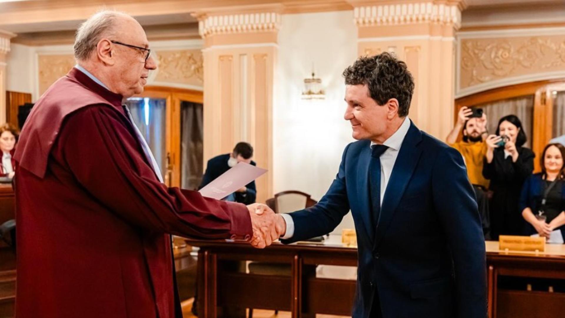 Mandatul lui Nicușor Dan a fost validat de CCR. FOTO: Facebook