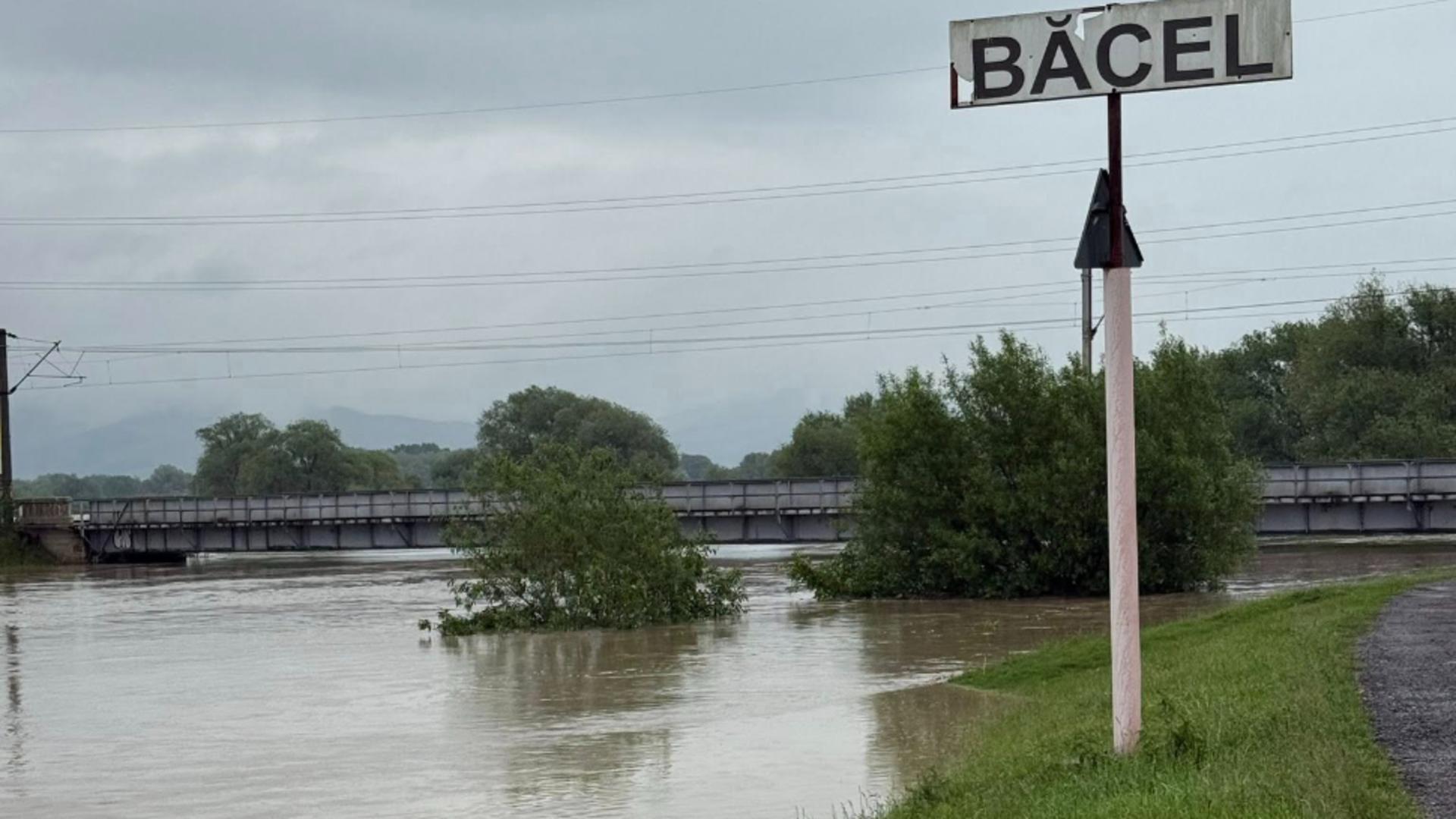 România, sub ape: peste 6.000 de oameni mobilizați în teren, intervenții majore