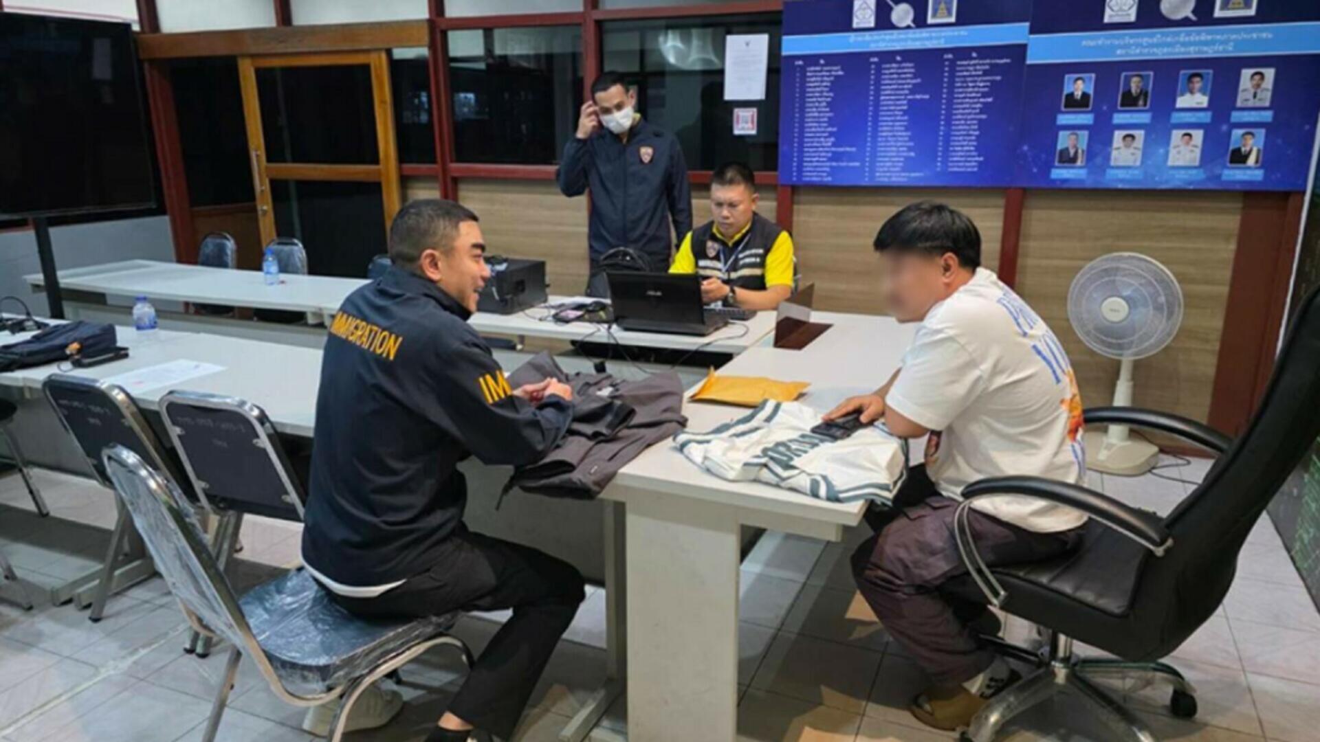 Vacanță cu ghinion: o turistă româncă a fost victima unei fraude bancare în Thailanda. Hoțul – un șofer de autocar