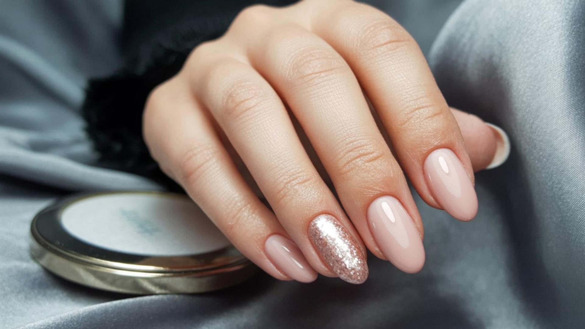 Kit unghii gel vs. produse separate: ce opțiune oferă mai multă valoare?