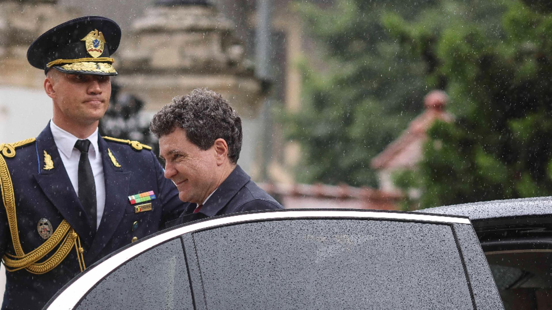 Majorarea taxelor este un scenariu tot mai probabil