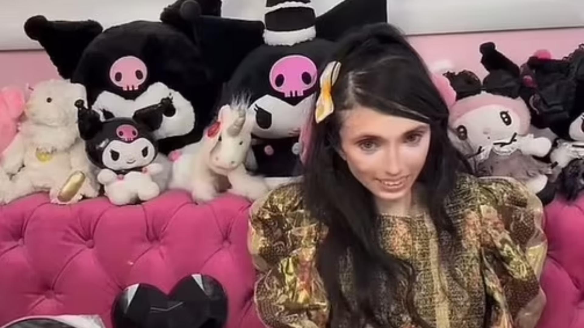 O serie de comentatori au cerut explicații 