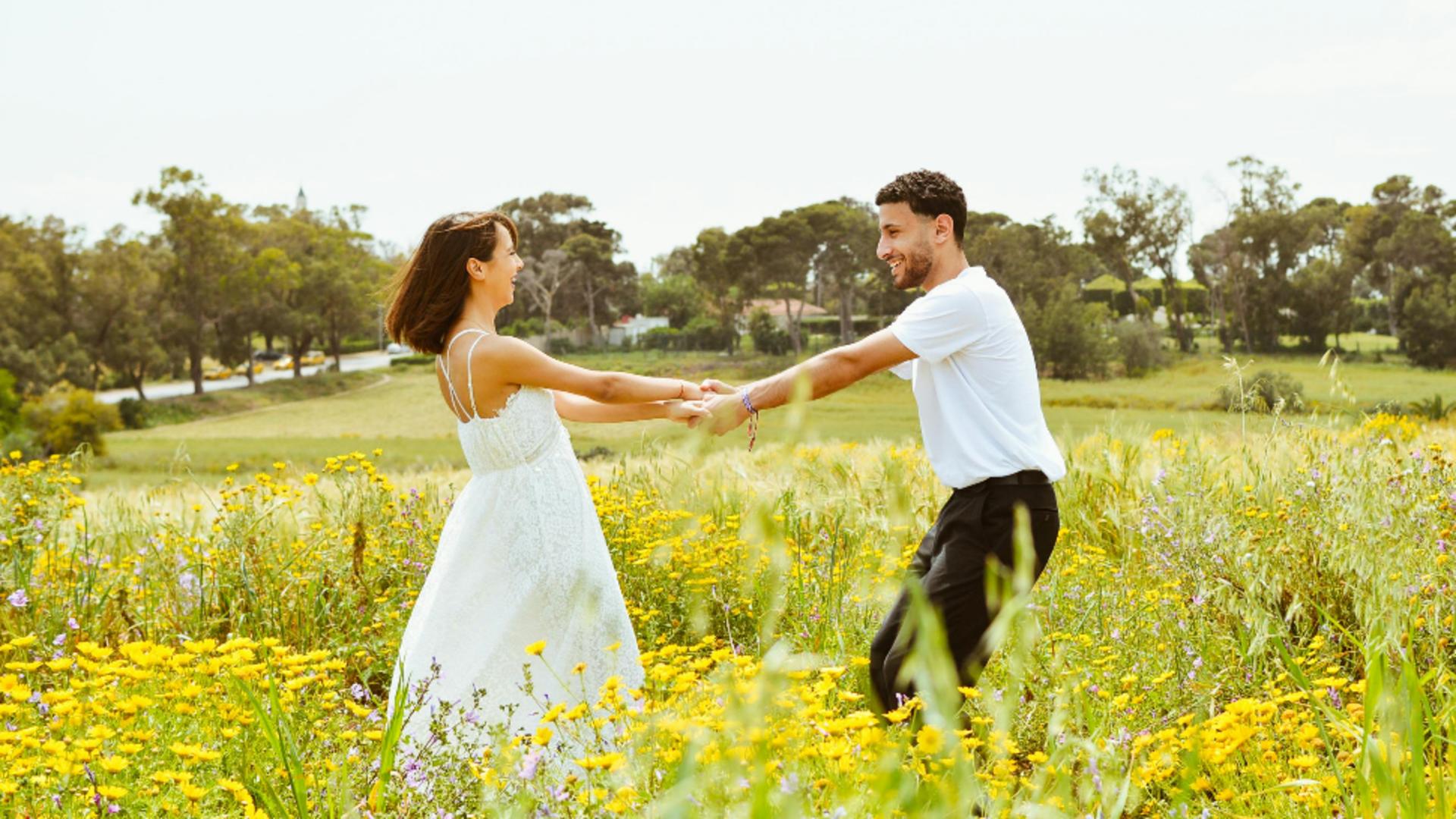 Lucruri pe care bărbații se tem să le facă în fața iubitei