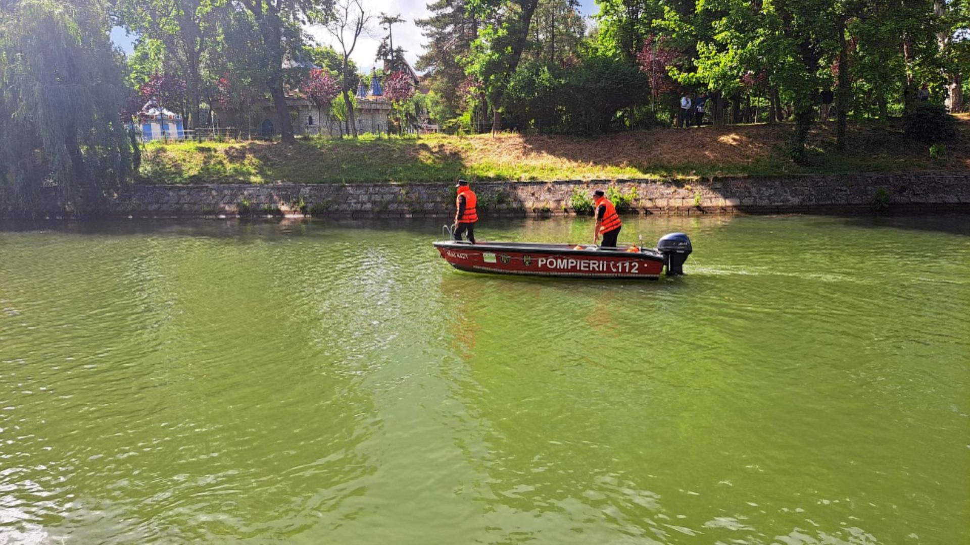 Un bărbat care s-ar fi aruncat în râul Bega, căutat de pompieri. FOTO: ISU Timiș