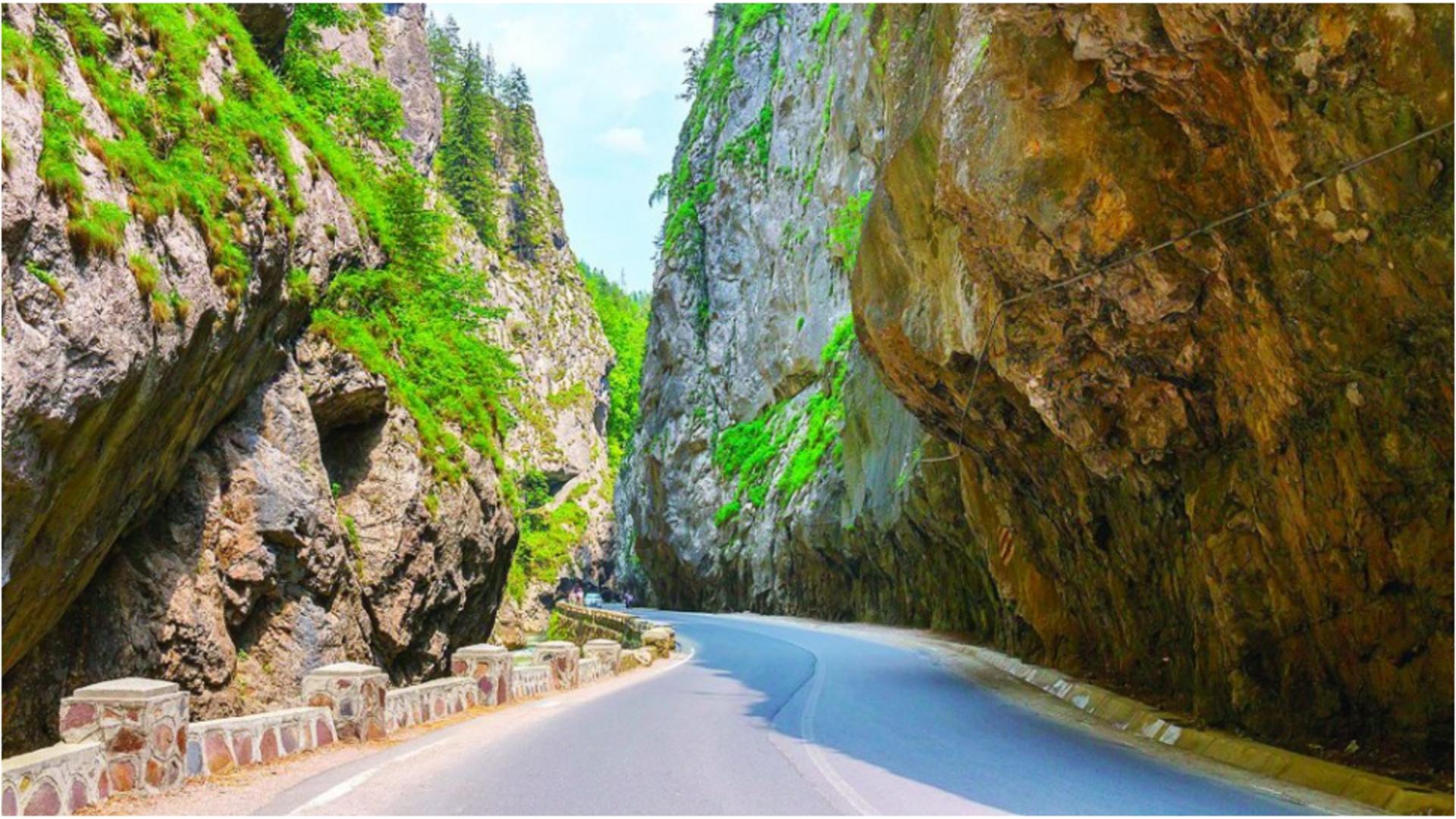 Resticții pe DN 12C, între Bicaz Chei și Lacu Roșu