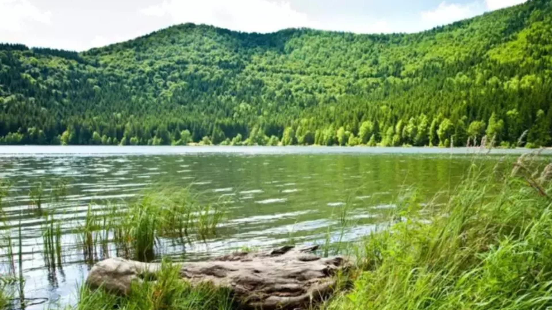 Lacul cu cea mai pură apă din România