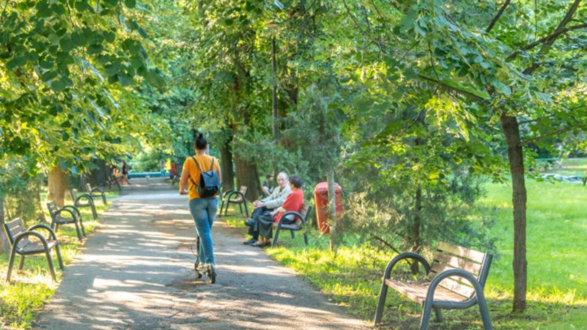 Obiceiurile zilnice care pot îmbunătăţi sănătatea mintală. Cât de important e să petreci timpul în aer liber