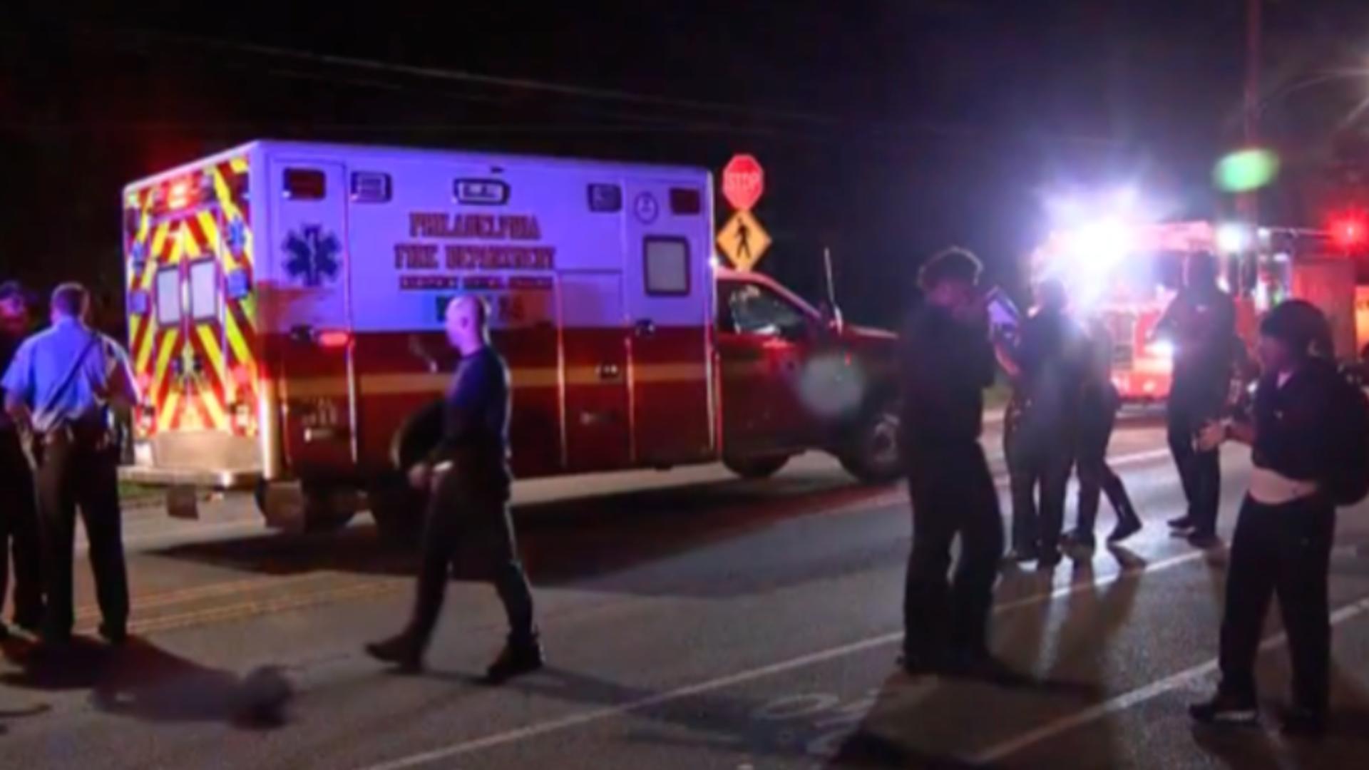 Atac armat în SUA: doi morți și nouă răniți. Suspecții sunt căutați de autorități