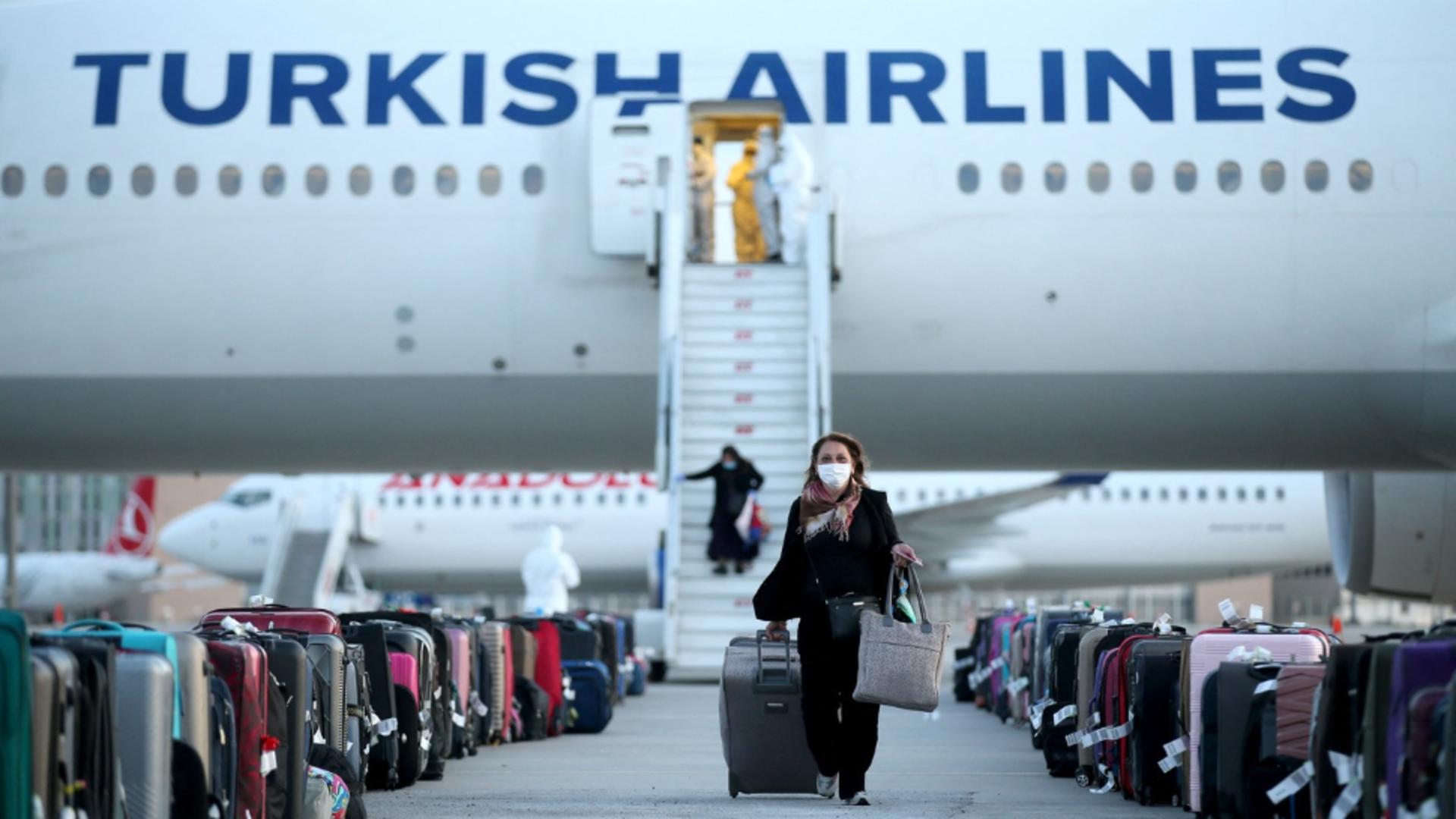 Noile reglementări conțin mai multe gesturi sanționabile (foto: Profimedia)