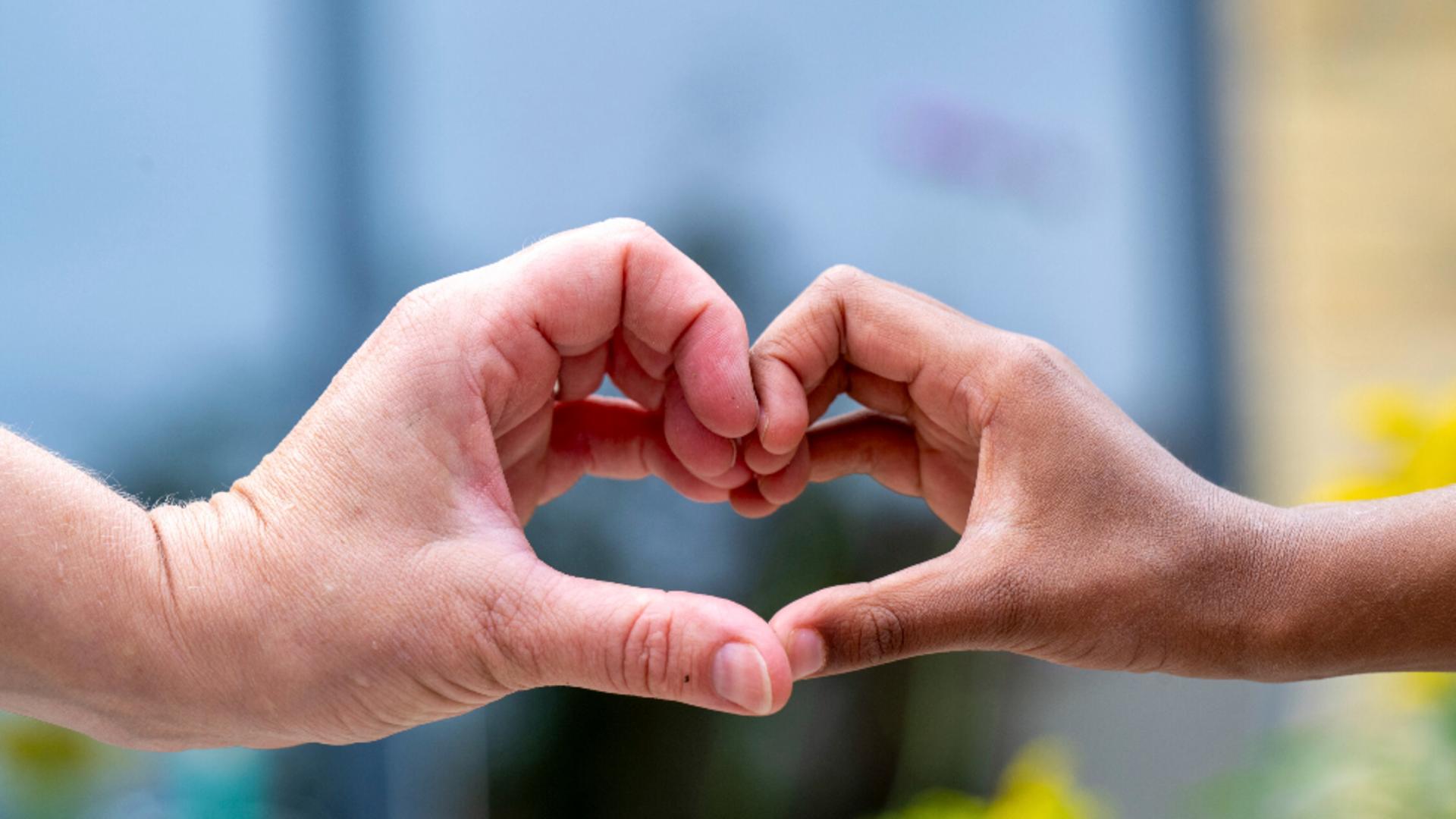 Horoscopul dragostei pentru luna iunie. Comunicarea și sinceritatea sunt punctele cheie pentru două zodii/ Profimedia