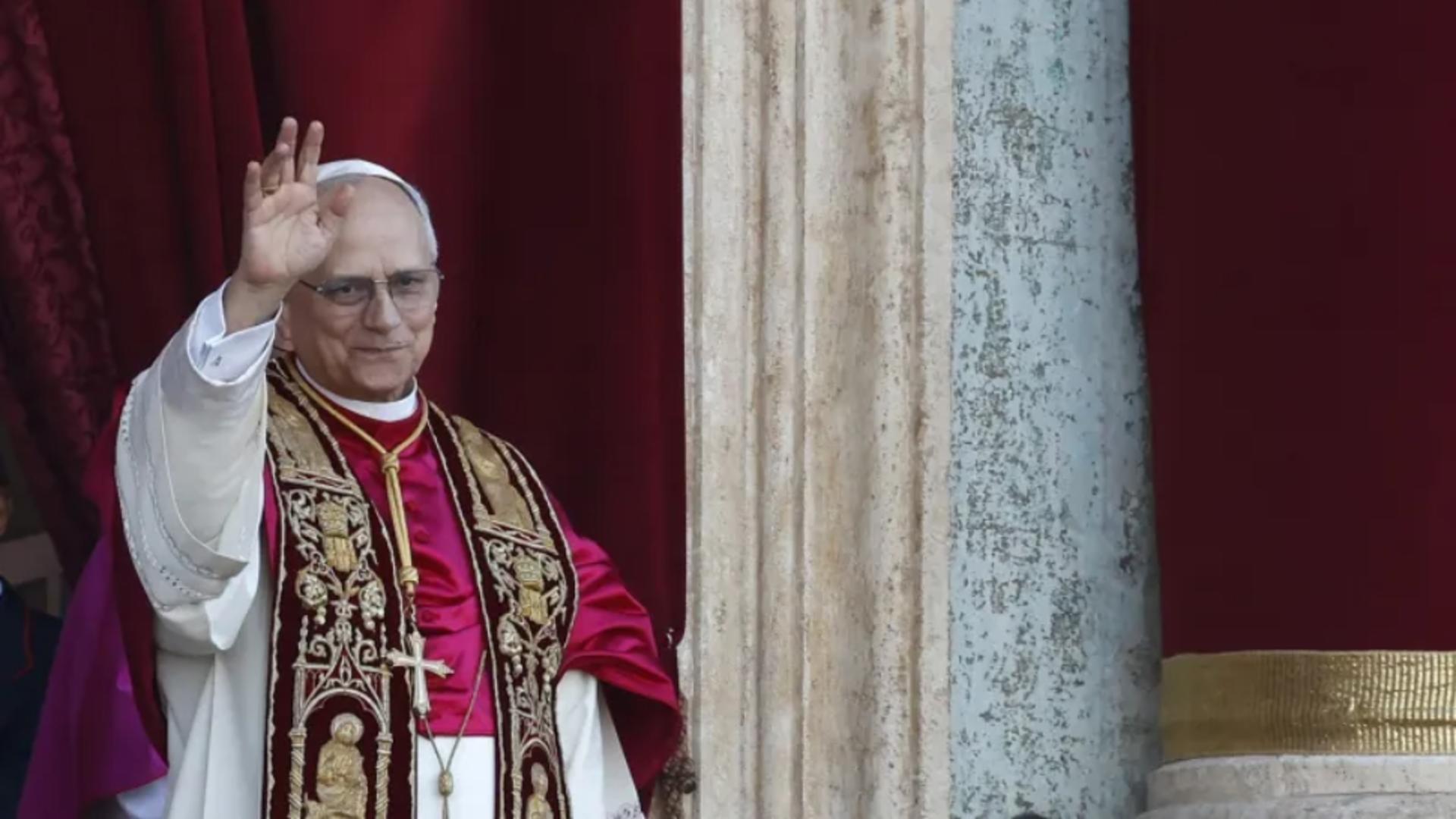 Papa Leon ar putea beneficia de o anumită sumă de bani (foto: Profimedia)
