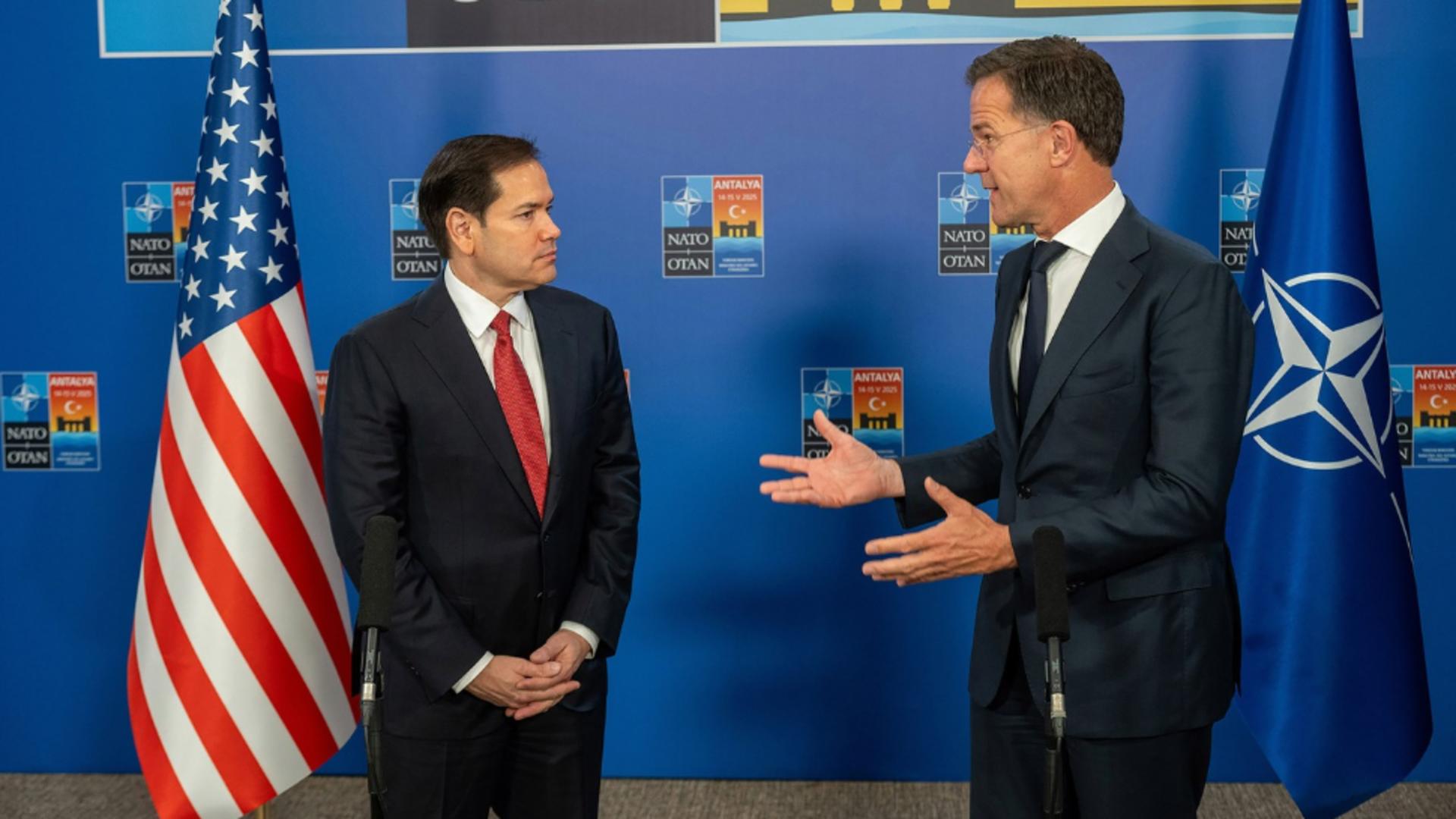 Marco Rubio și Mark Rutte. Foto: Profimedia