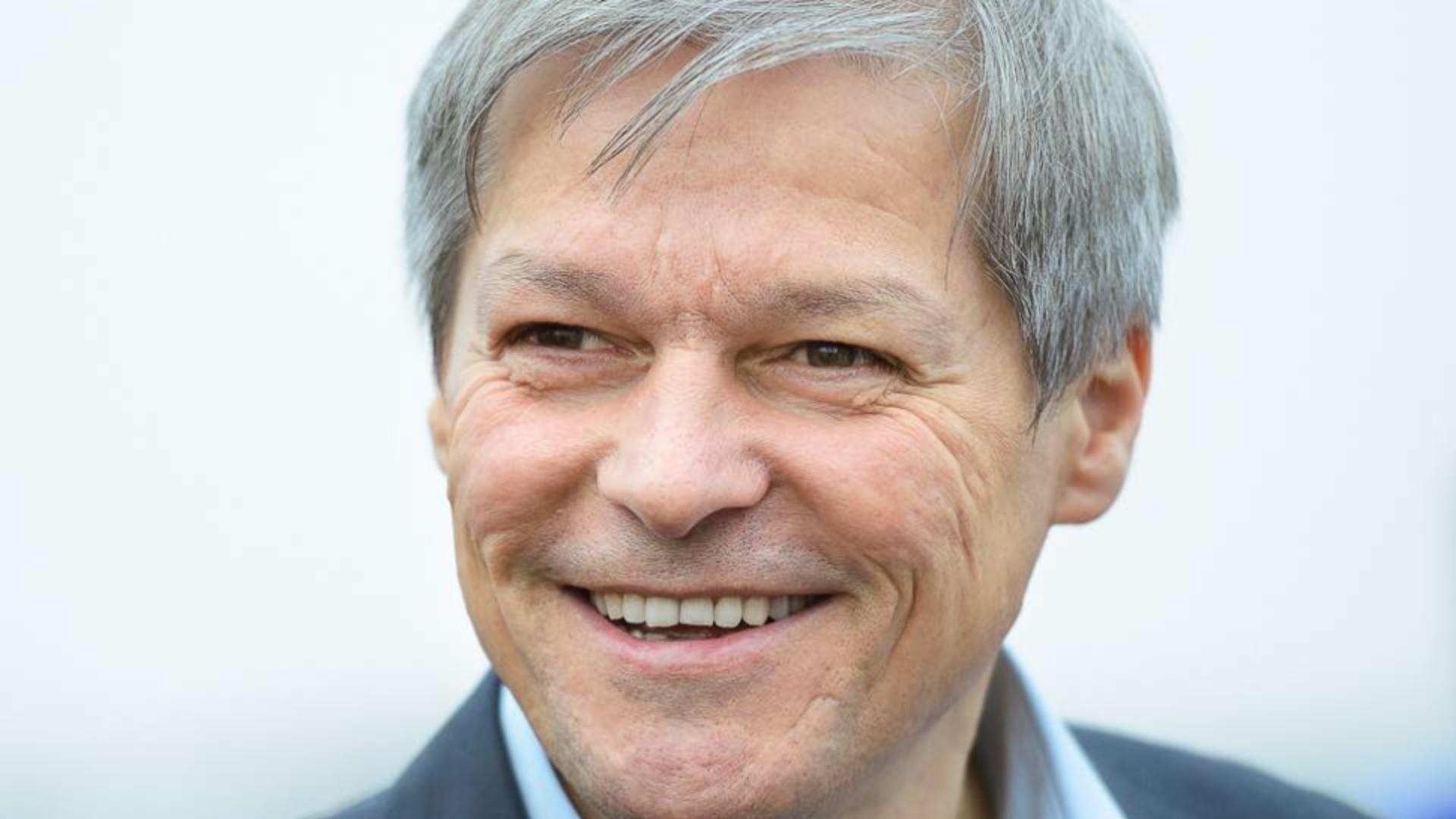 SURSE: Nicușor îl vrea ministru de Externe pe Cioloș. Actorul Marius Manole ar putea ajunge ministru al Culturii