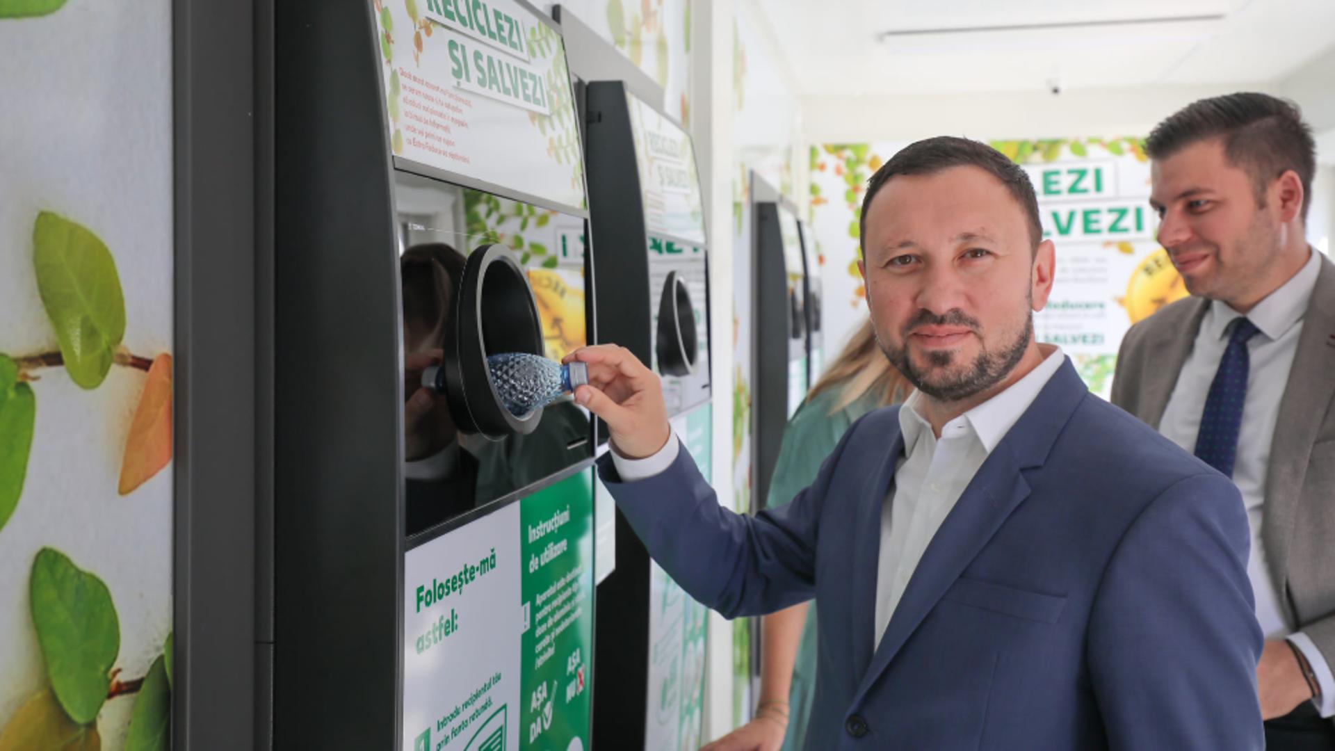 Ministrul Mediului, despre Sistemul Garanţie – Returnare (SGR). FOTO: Facebook