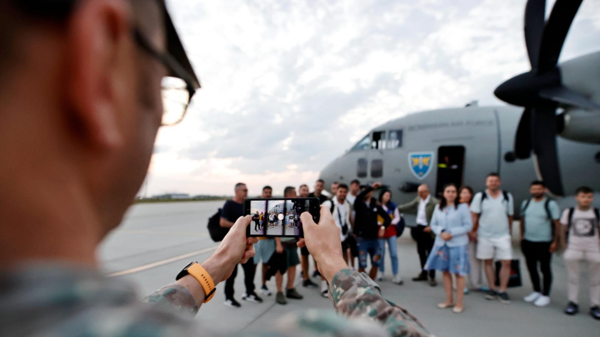 Români repatriați din Orientul Apropiat, pe fondul tensiunilor Israel–Iran. Peste 100 de persoane au ajuns în țară/ Facebook