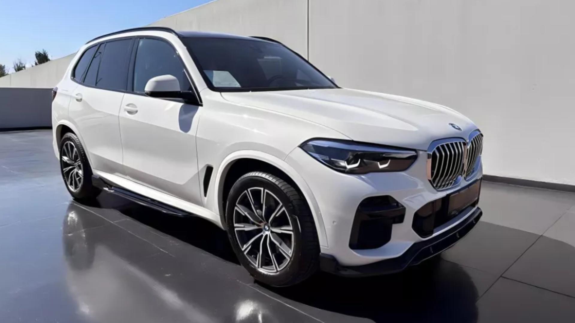  De ce BMW X5 rămâne un simbol pe drumurile din România 