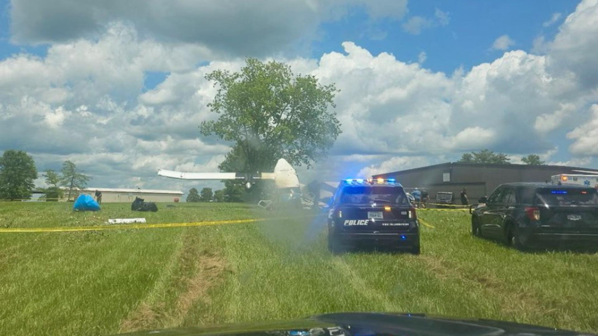 Un avion cu 20 de persoane la bord s-a prăbușit în Tennessee, în SUA. Mai multe persoane au fost transportate la spital cu elicopterul/ Foto: X