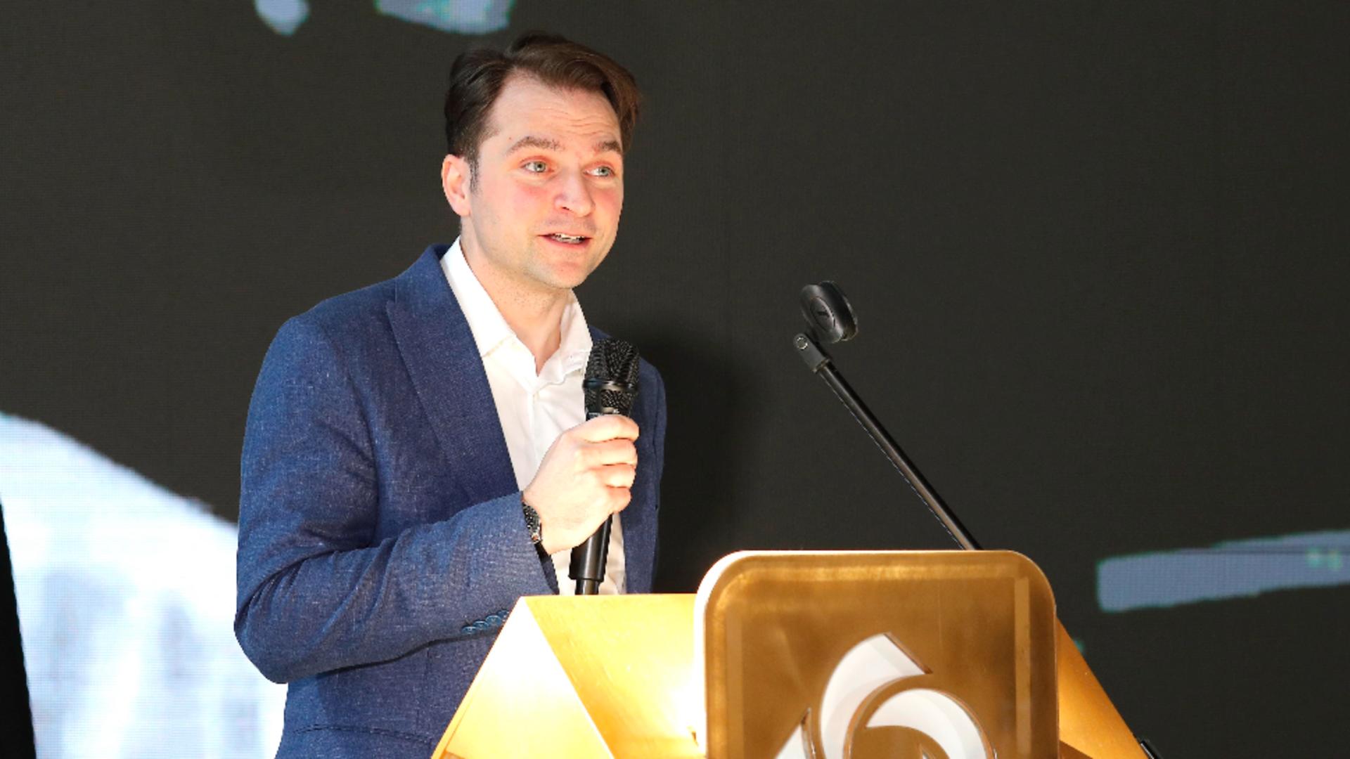 Energia solidarității, pe spinarea românilor: cum a ajuns Sebastian Burduja arhitectul unei inechități energetice