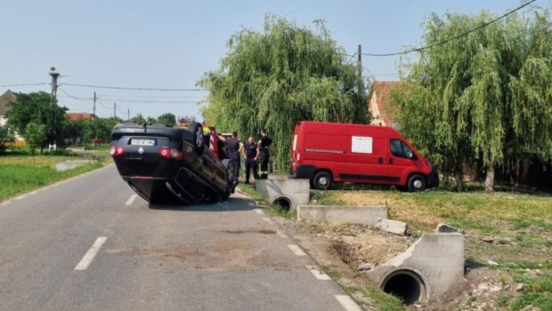 Accident demn de cascadorii râsului în județul Timiș. FOTO: expressdebanat.ro