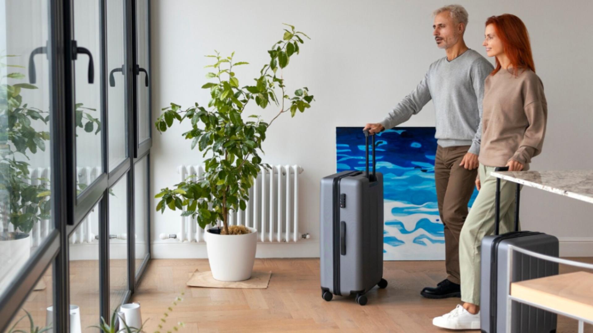 Escrocheriile pe Airbnb și Booking au explodat. Cum vor hackerii să te păcălească să rămâi fără concediu și fără bani