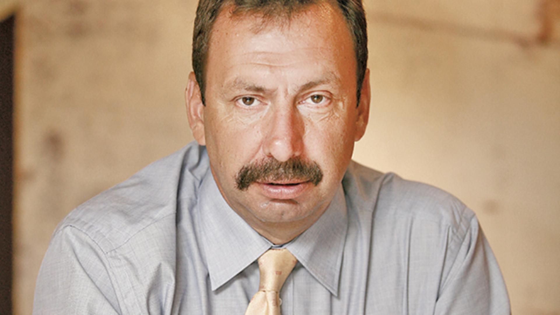 M. Alecu: „Putem sta liniştiţi, politicienii au trecut hopul din decembrie 2024!”