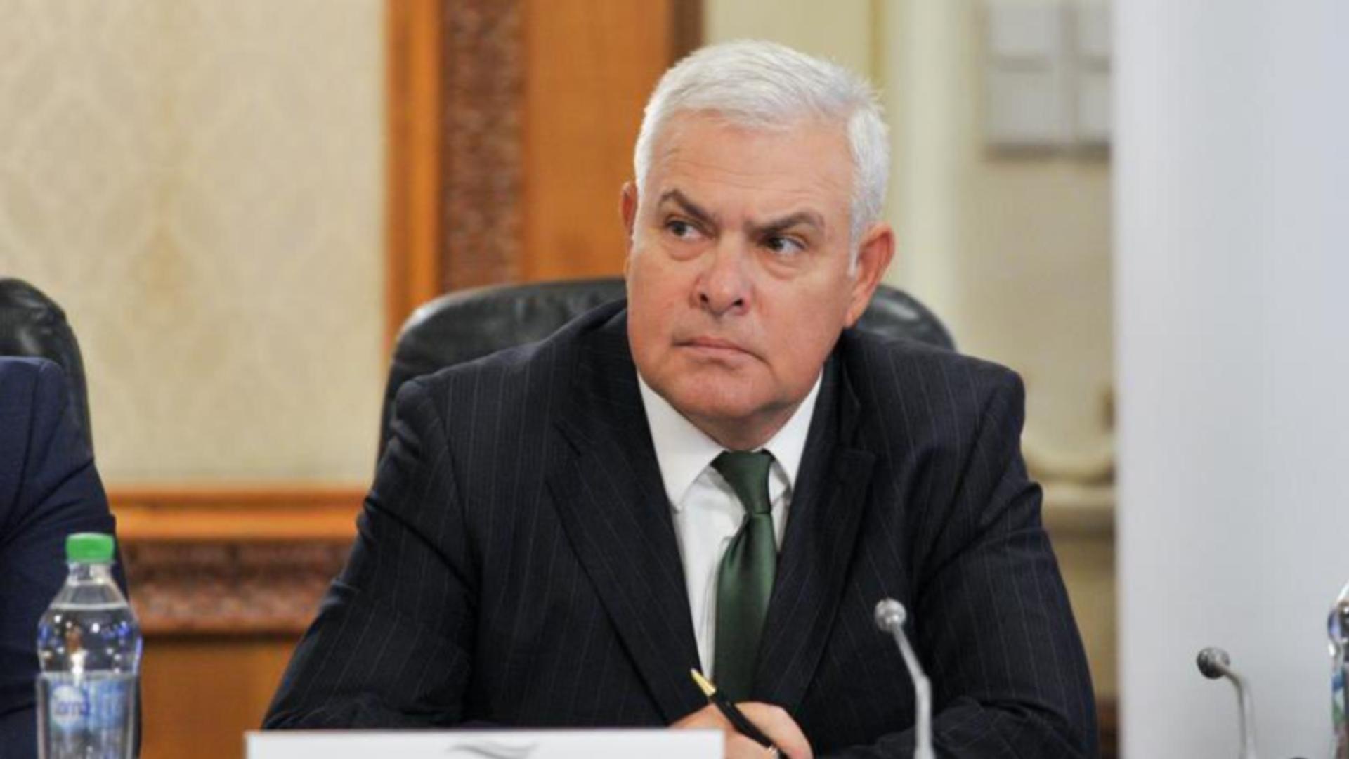 Angel Tîlvăr, la reuniunea miniştrilor Apării NATO