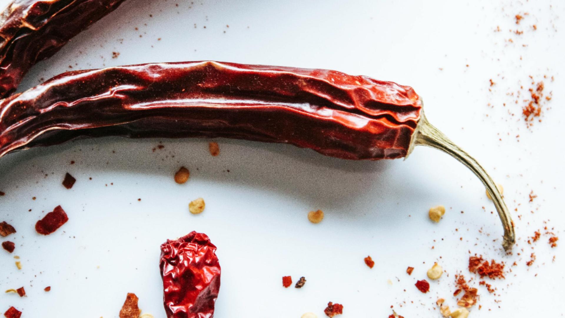 Condimentul care îți taie pofta de mâncare și te ajută să pierzi în greutate