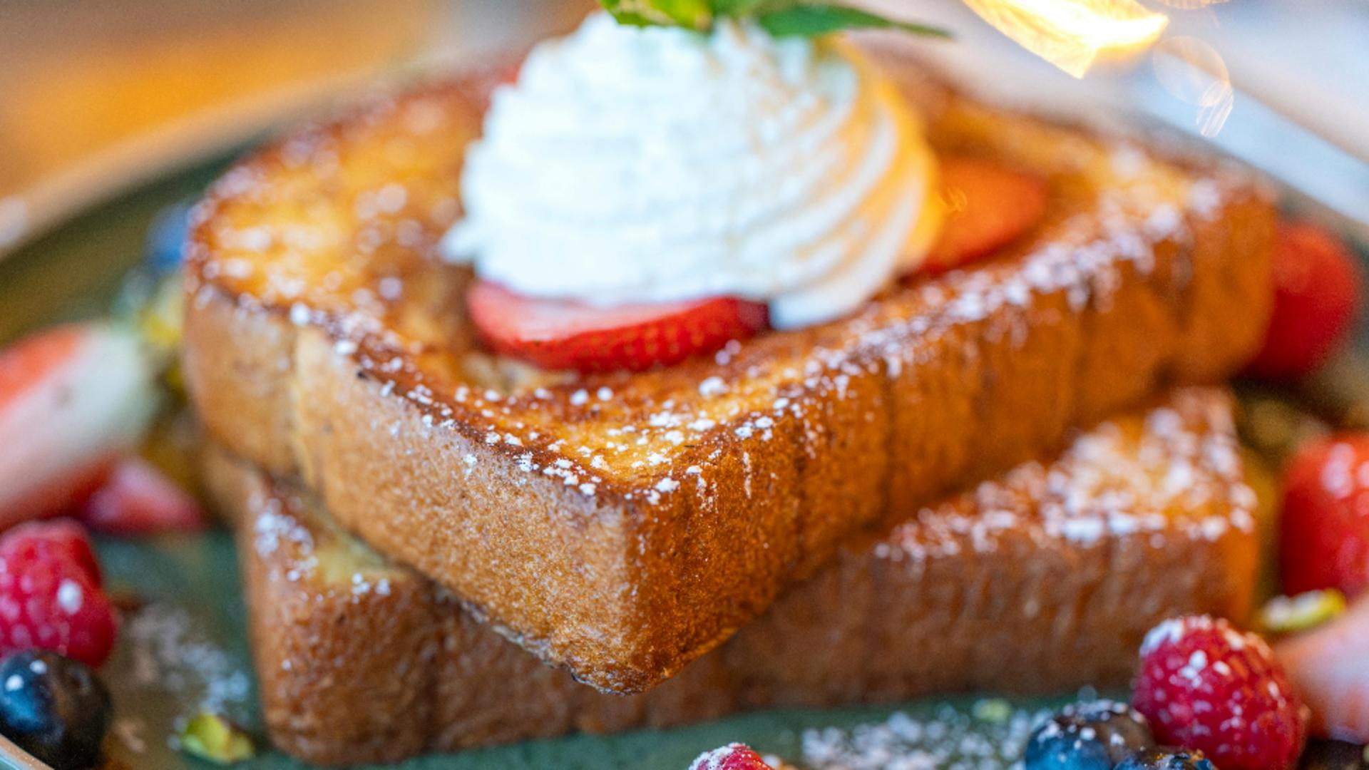 Prăjitură cu vișine. Desertul de sezon, pe care trebuie să-l încerci!