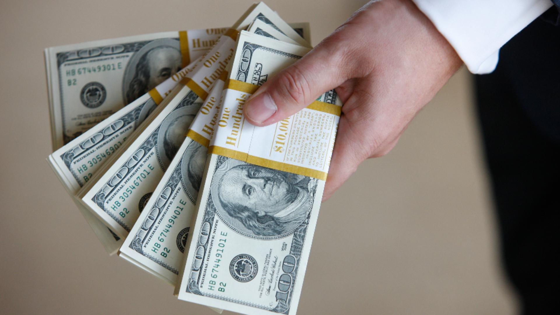 Oamenii legii au reușit să scoată din circuit o parte din bancnote