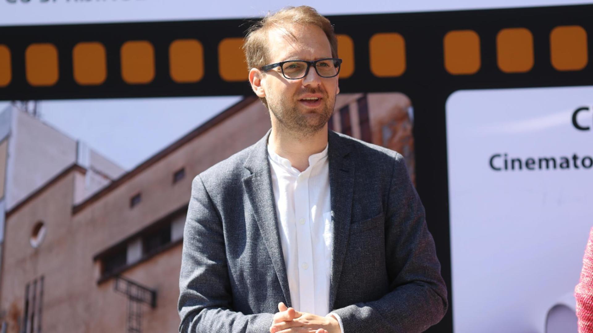 Scandal monstru în USR înainte de alegerile interne. Reziștii se sfâșie între ei: cine îl contestă pe Dominic Fritz