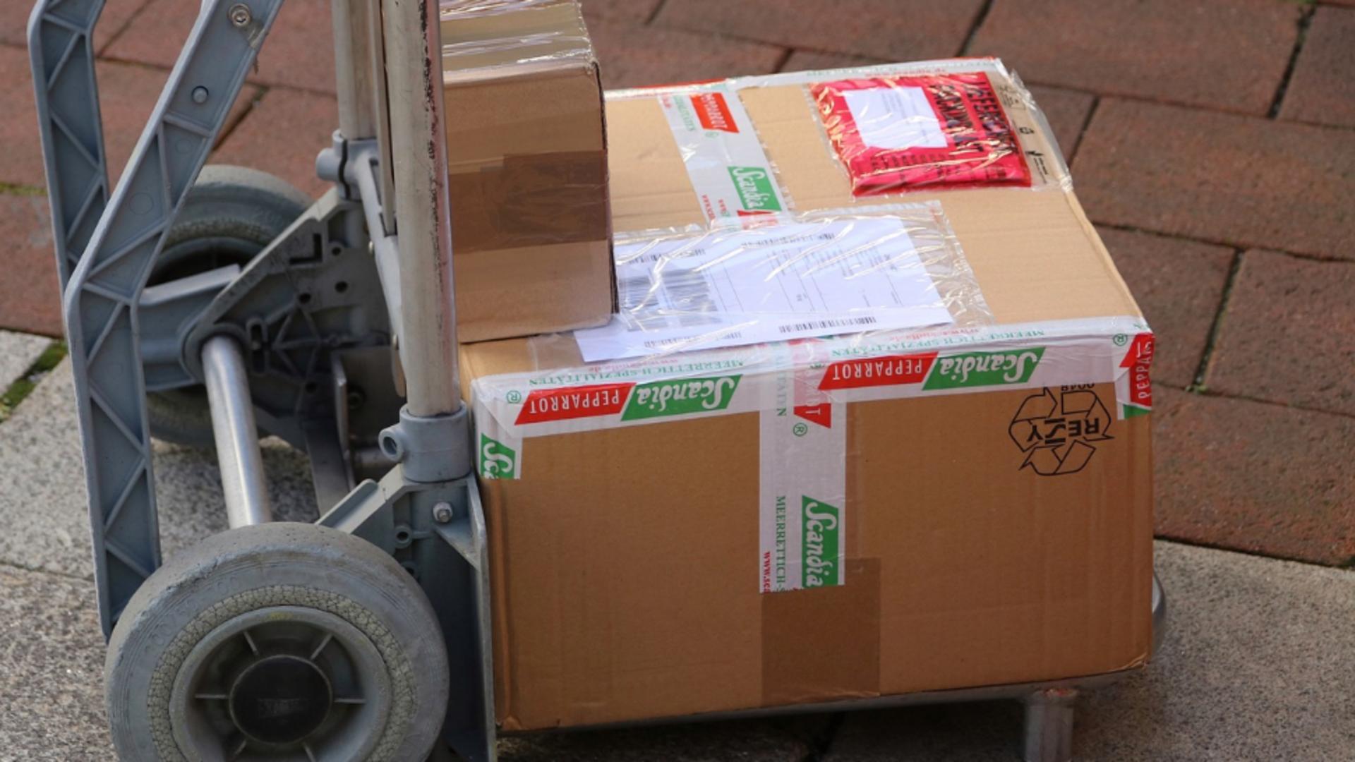 Captură impresionantă la Giurgiu: ce se ascundea într-un colet cu destinația Germania