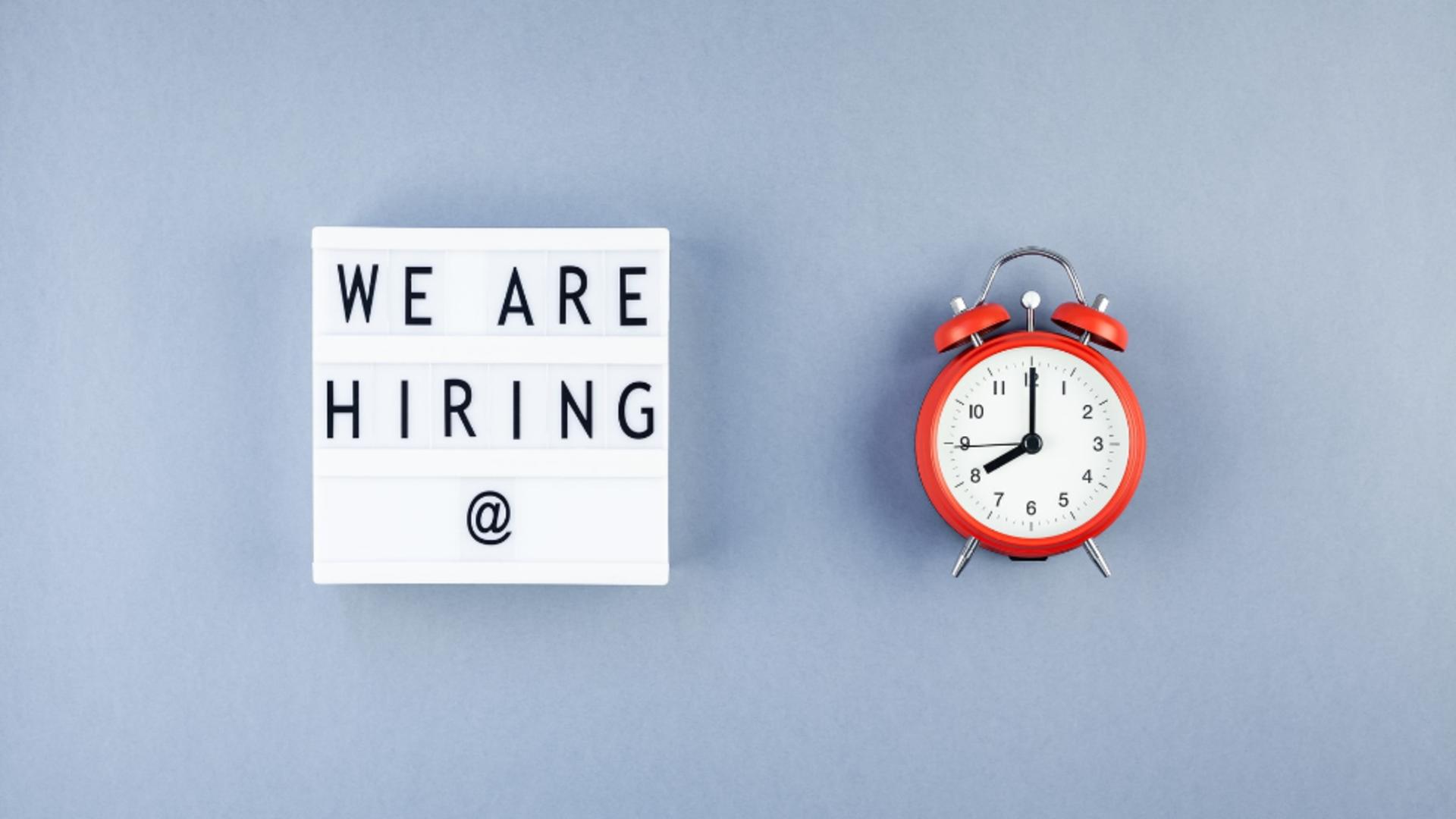 Angajezi elevi sau studenți vara? Primești bani de la stat: despre ce sumă este vorba/ Profimedia