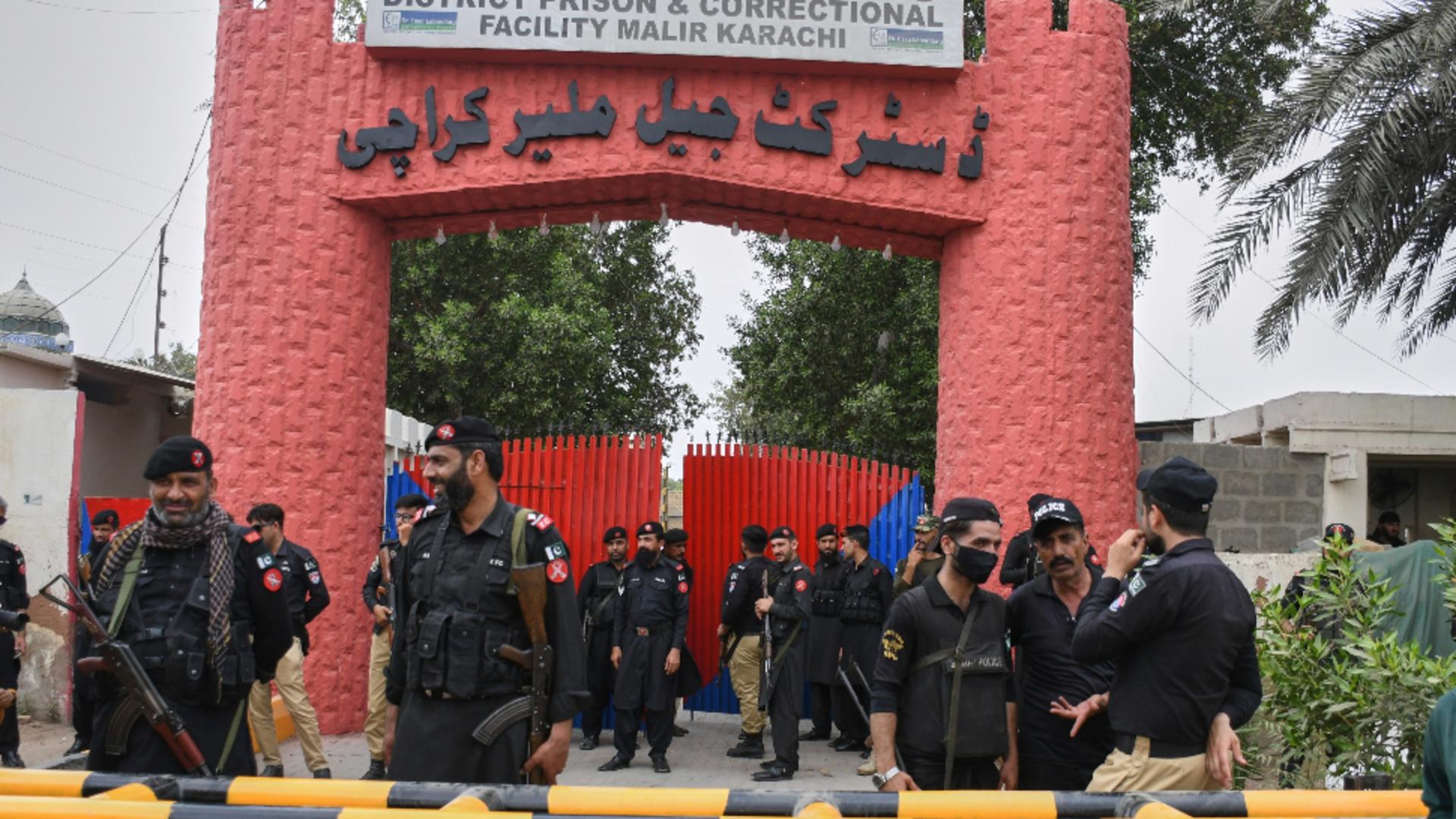 Peste 200 de deținuți au EVADAT dintr-o închisoare din Pakistan! Cum i-au convins pe gardieni să îi scoată din celule/ Profimedia