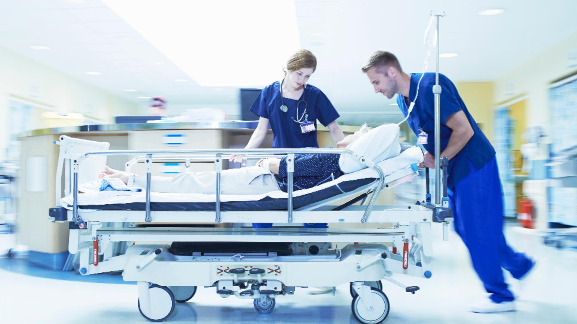 Sănătatea, din nou în criză. Deficit uriaș de personal medical în spitale: „Rămâne un întreg județ fără medic!”