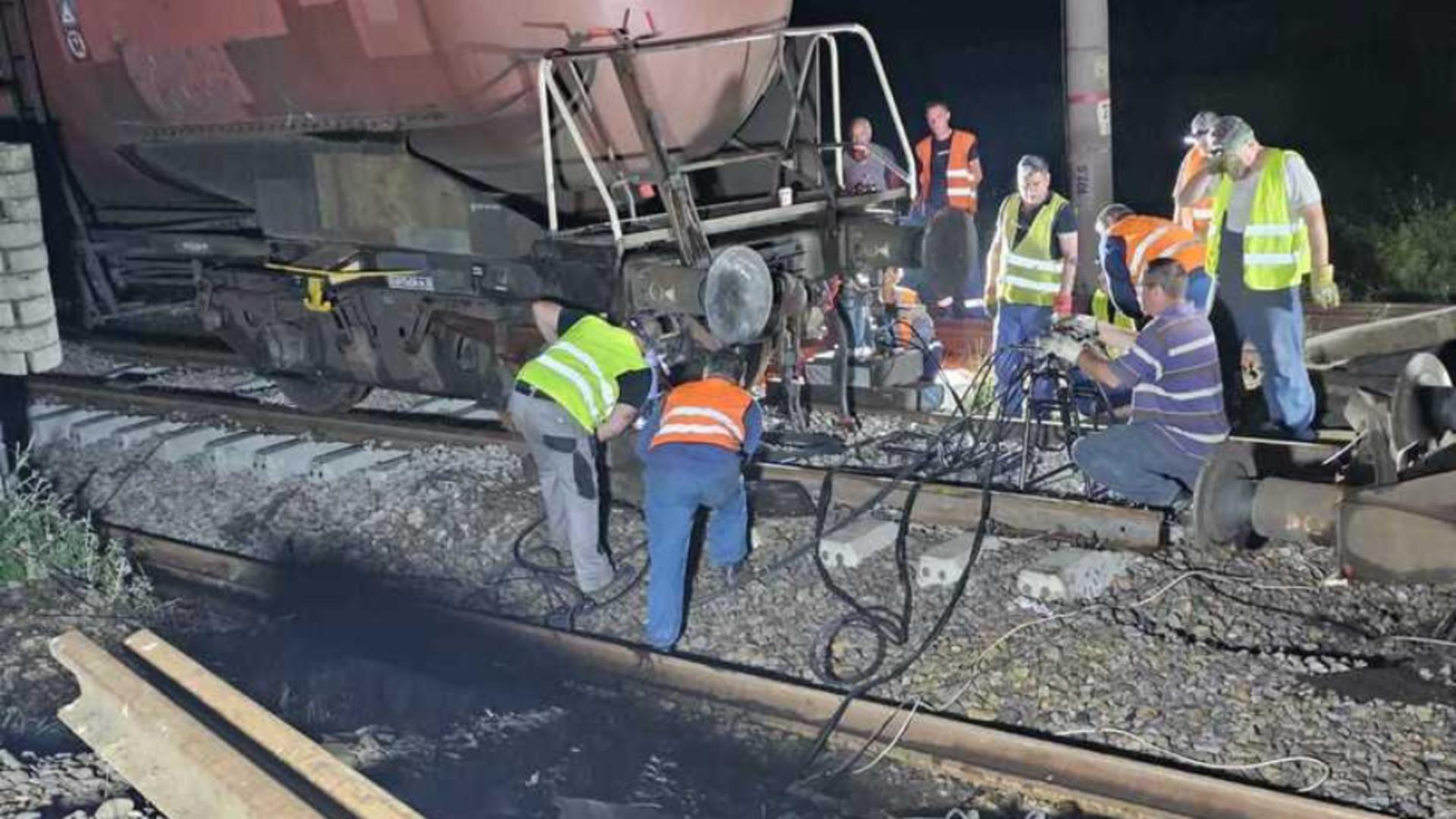 Tren de marfă deraiat în Teleorman: traficul feroviar a fost reluat parțial între Roșiori și Măldăeni