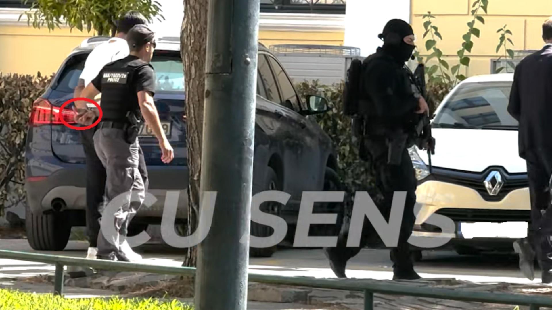 Primele imagini cu Plahotniuc şi Ţuţu, aduşi în cătuşe la instanţa din Grecia / Captură video 