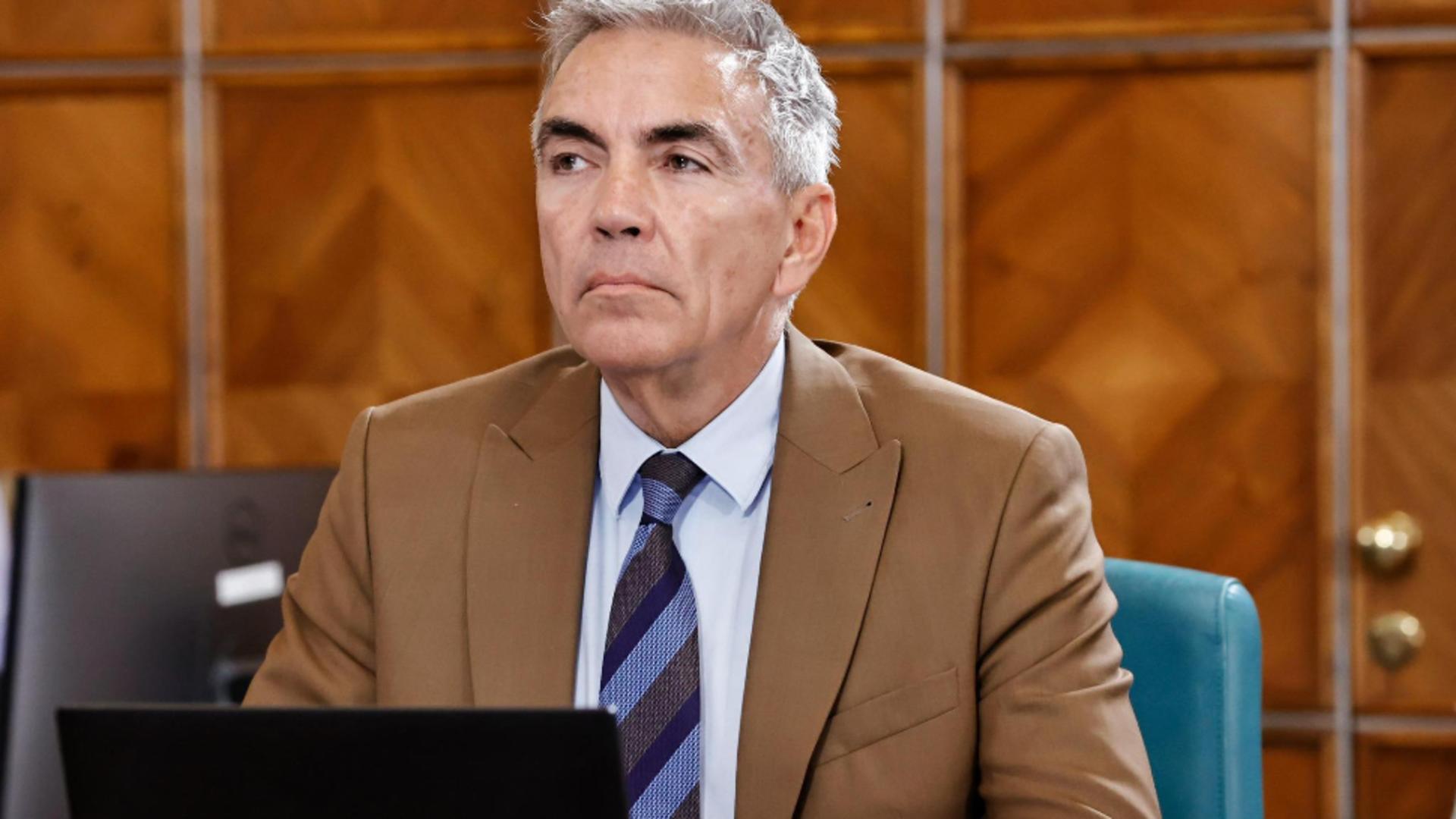 În timp ce dădea mită, Anastasiu învăța ANAF să scape de evaziune