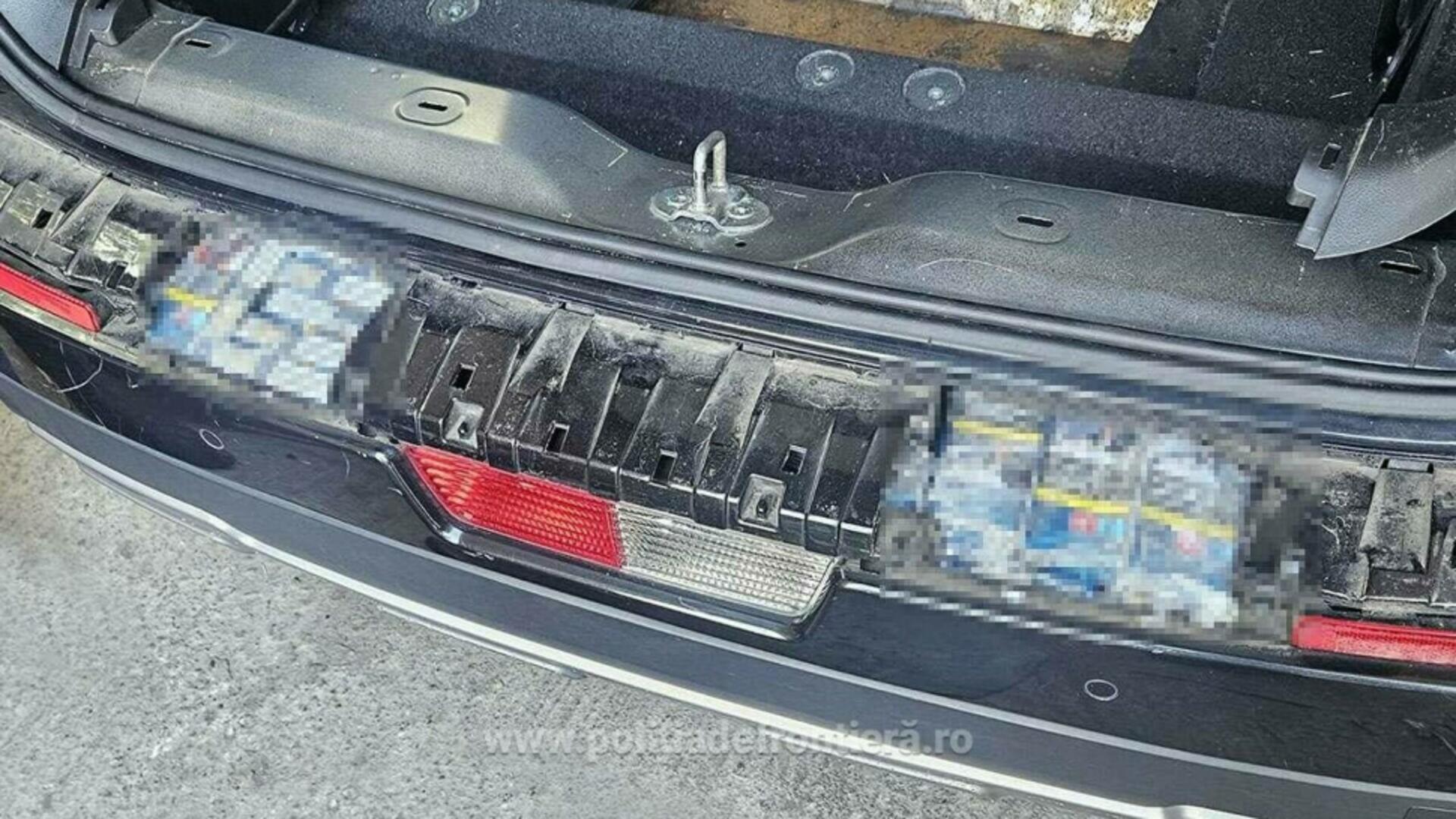 Descoperire neașteptată în două maşini cu numere de Franţa, oprite în Giurgiu. Polițiștii au efectuat un control de rutină