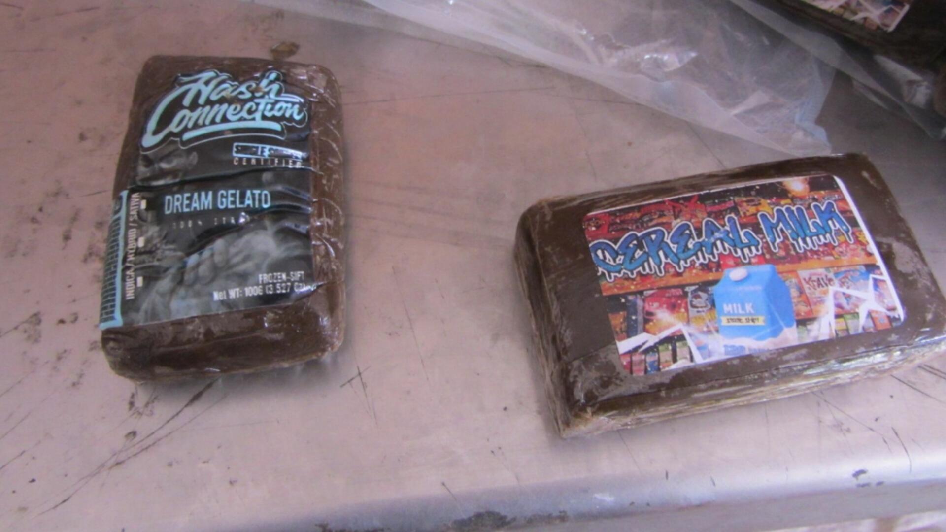 Tentativă de trafic eșuată: un bătrân, prins cu peste 60 kg de  de canabis ascunse în „gelato de vis” și „lapte cu cereale”