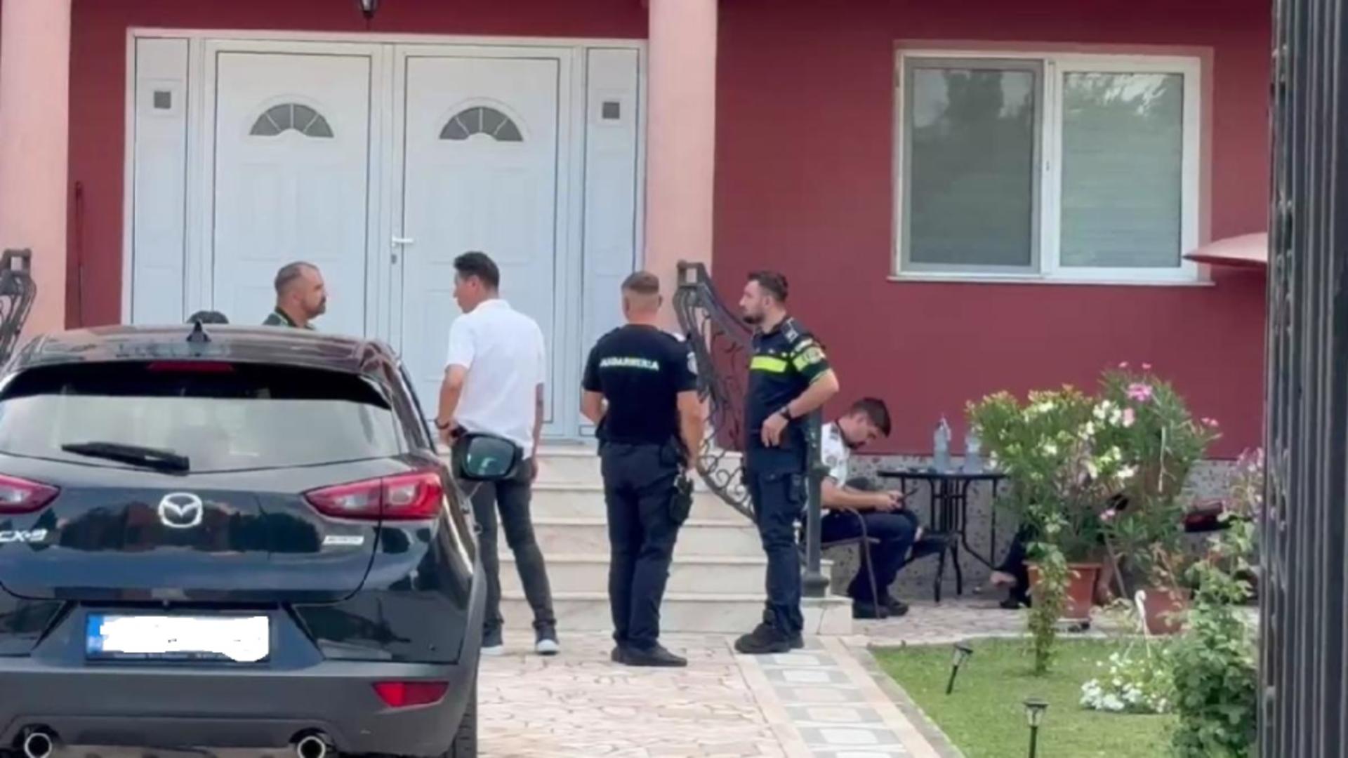 Adolescent de 15 ani, suspectat că și-a ucis bunica: tânărul, judecat în trecut pentru o agresiune cu cuțitul la școală/ Gorj Express