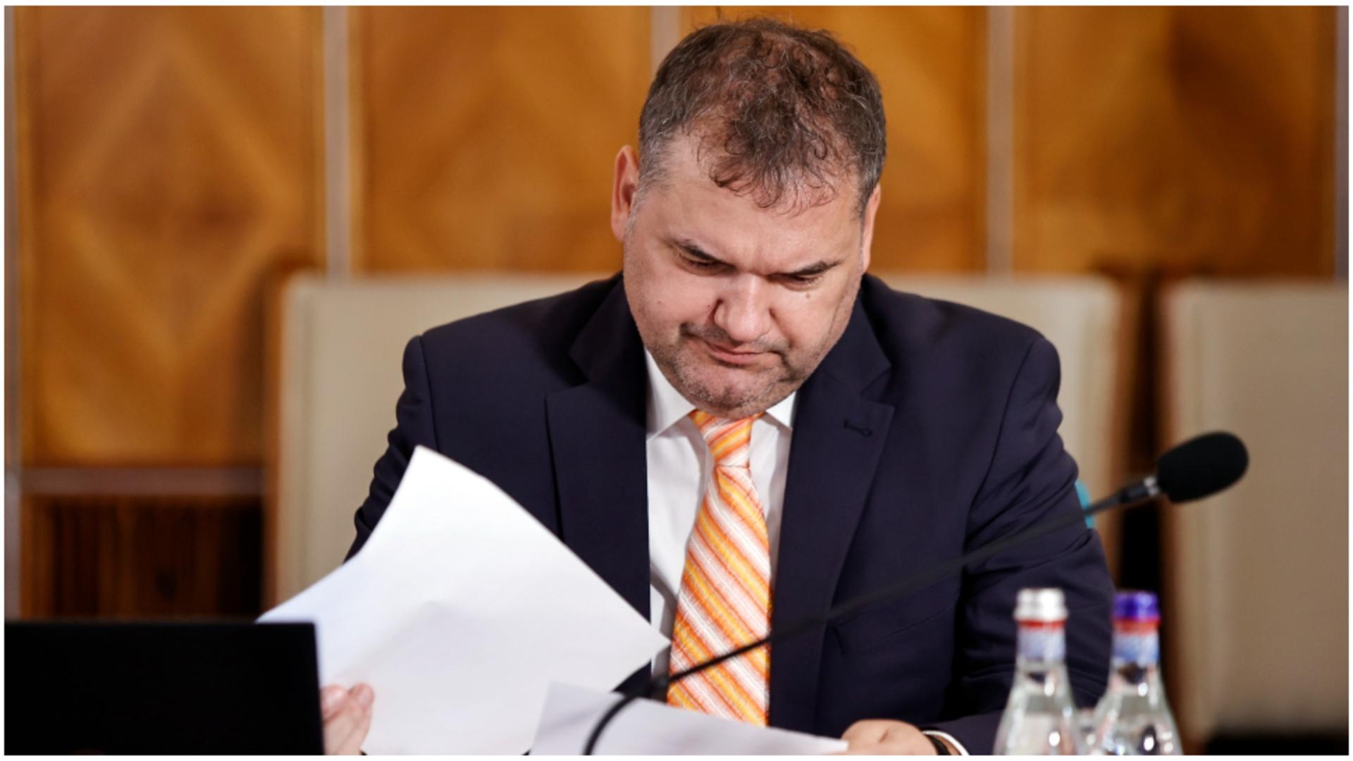 Cseke Attila a tăiat salariile nababilor din Ministerul Dezvoltării