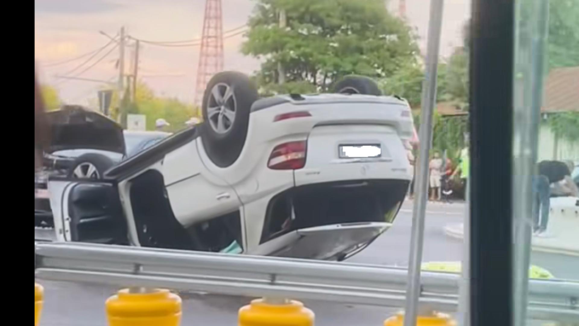 Accident mortal pe DN1, la Balotești. Un șofer a fost aruncat prin trapa mașinii: bărbatul nu purta centură de siguranță/ Captură video